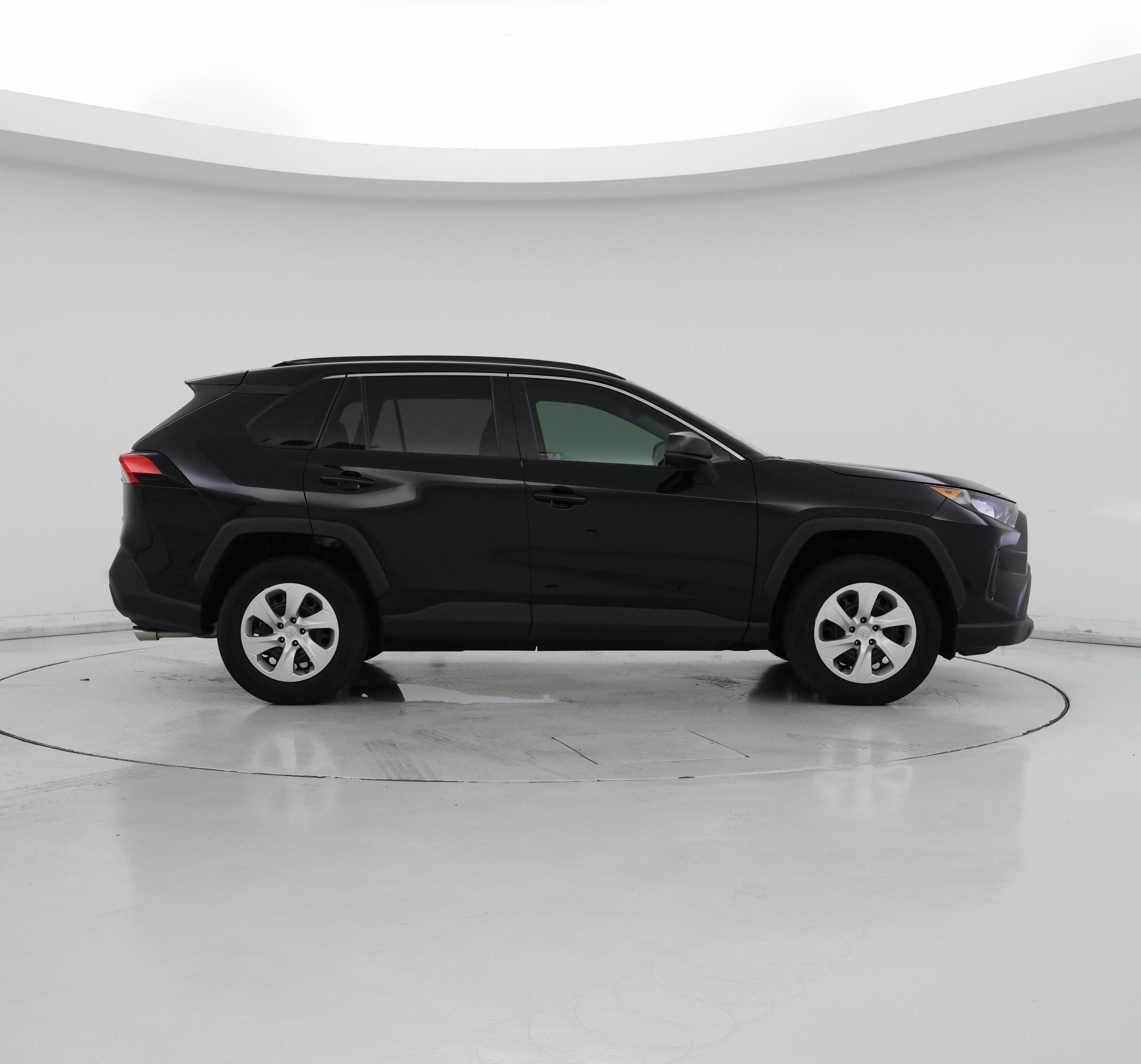 Thumbnail: 2021 Toyota RAV4 - 7
