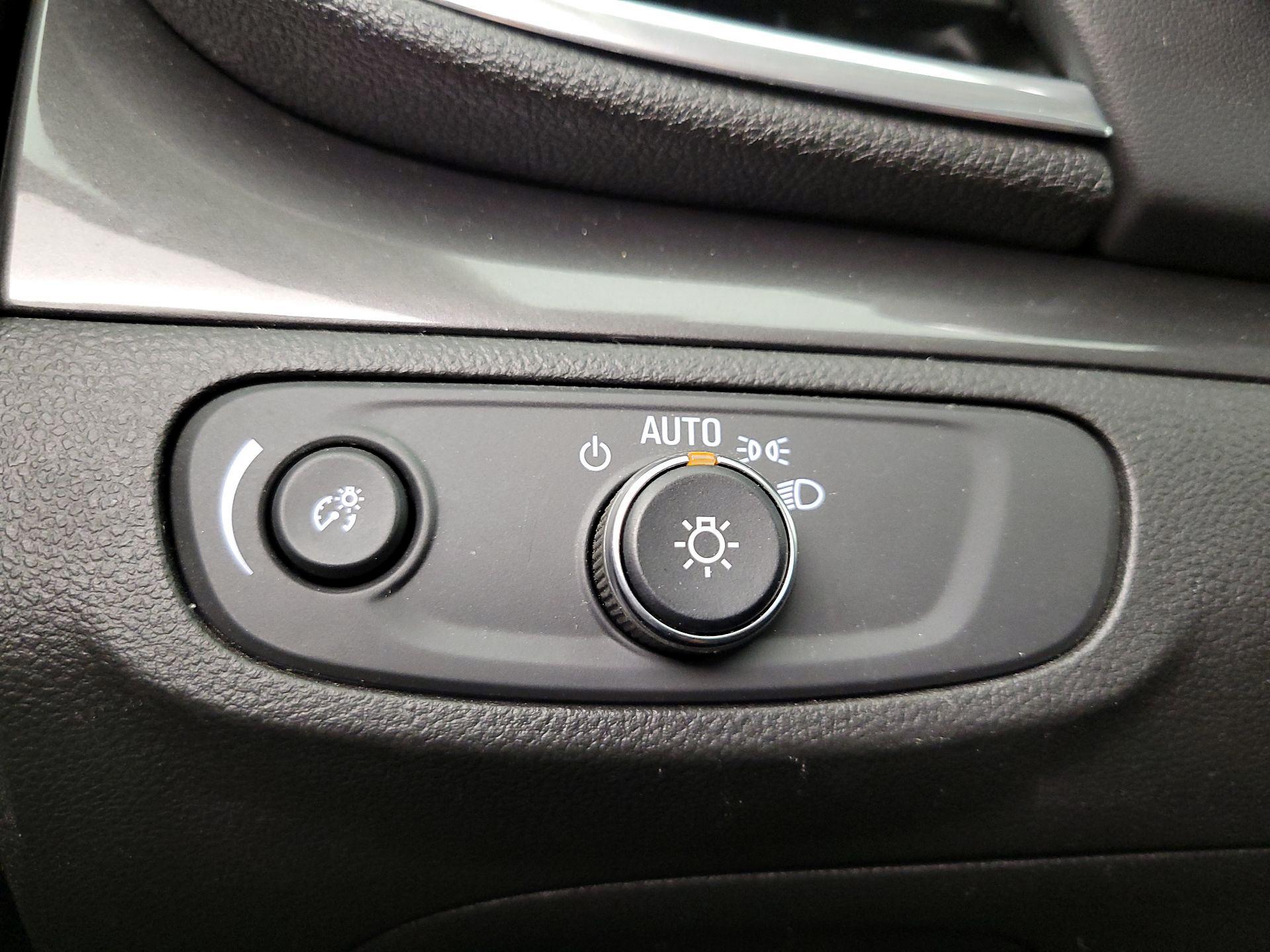 Thumbnail: 2020 Buick Encore - 13