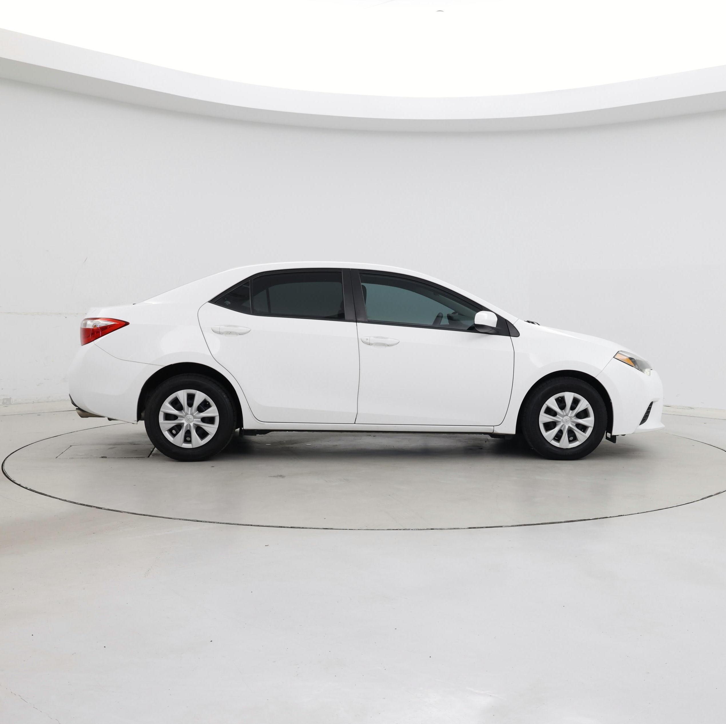 Thumbnail: 2015 Toyota Corolla - 7