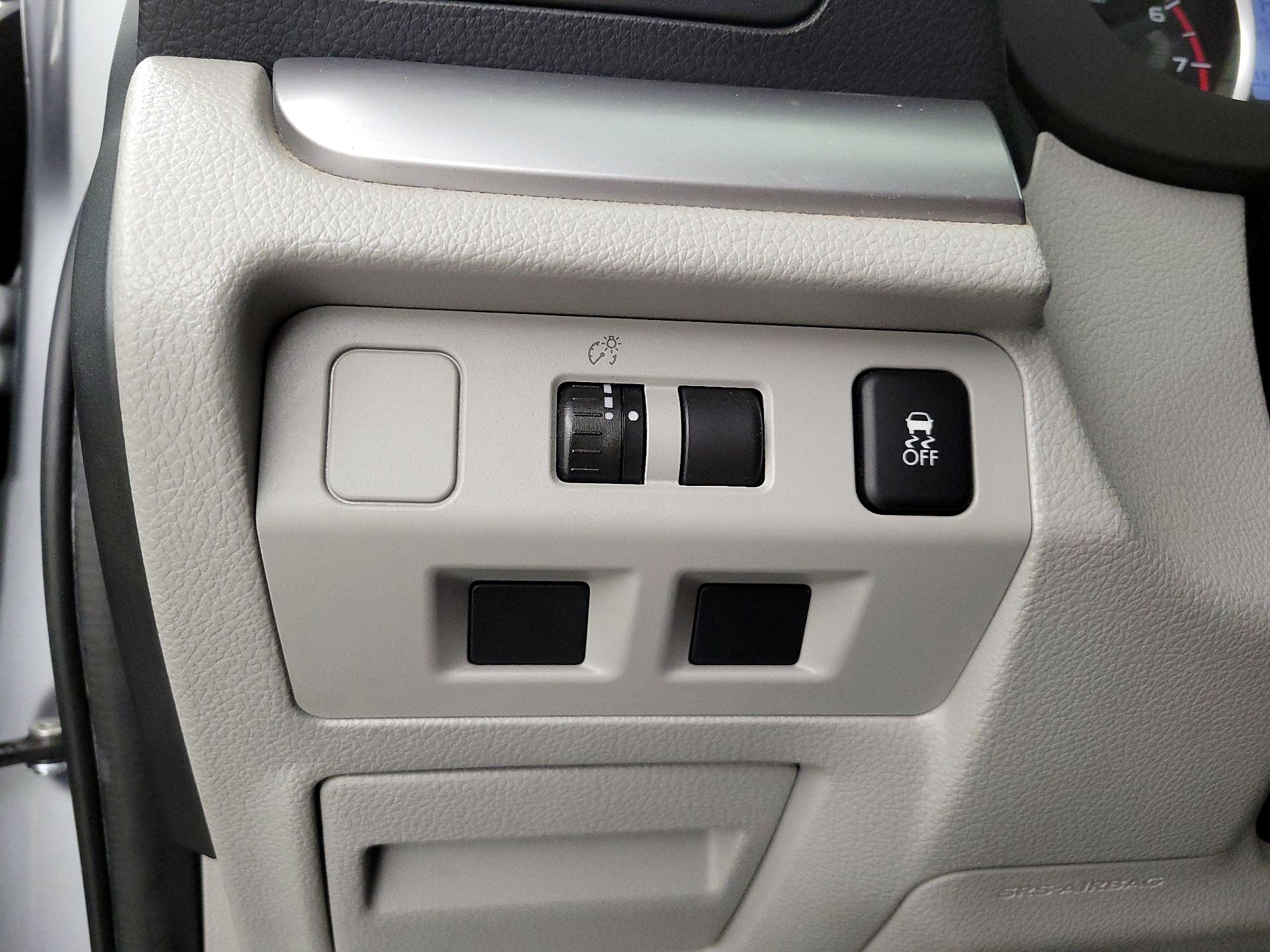 Thumbnail: 2015 Subaru Forester - 13