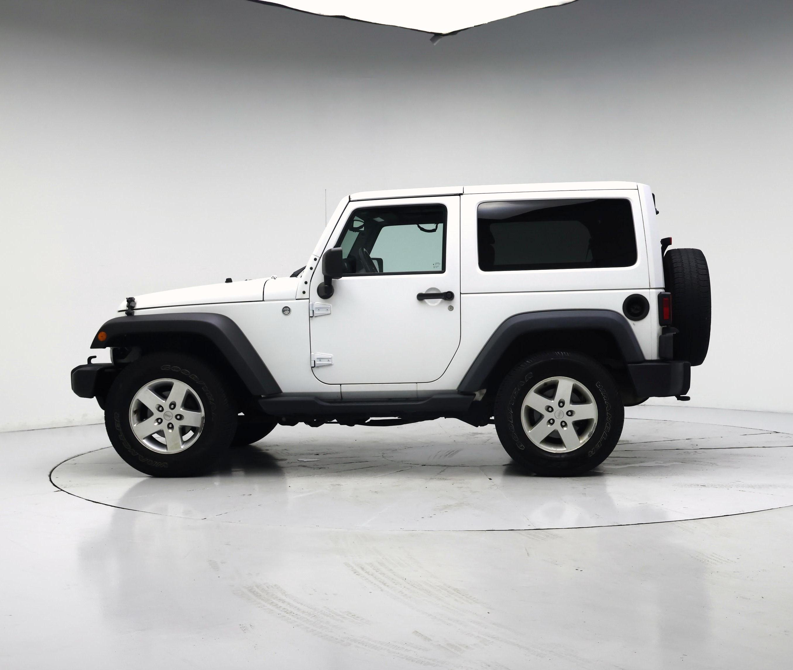 Thumbnail: 2014 Jeep Wrangler - 3