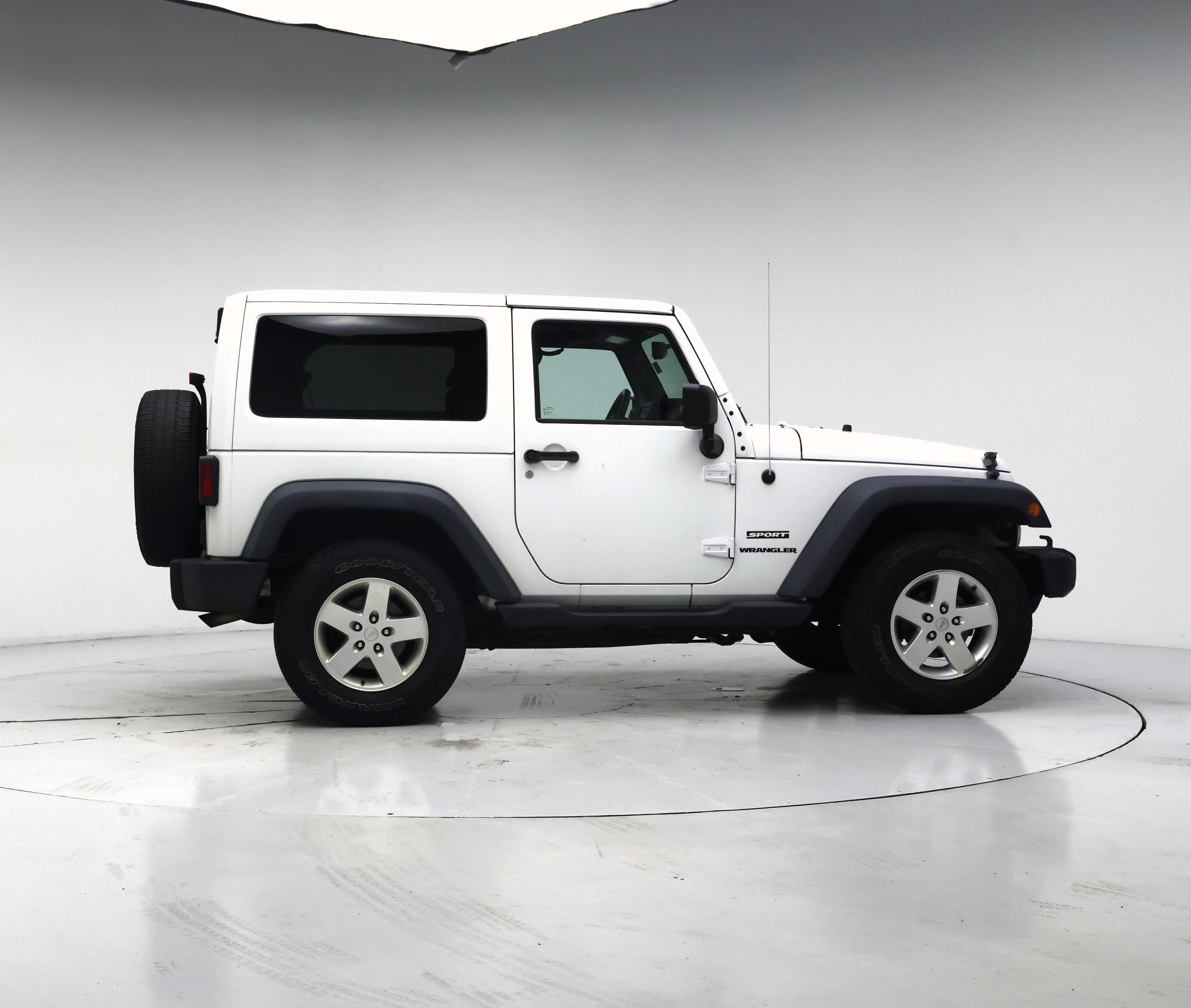 Thumbnail: 2014 Jeep Wrangler - 7