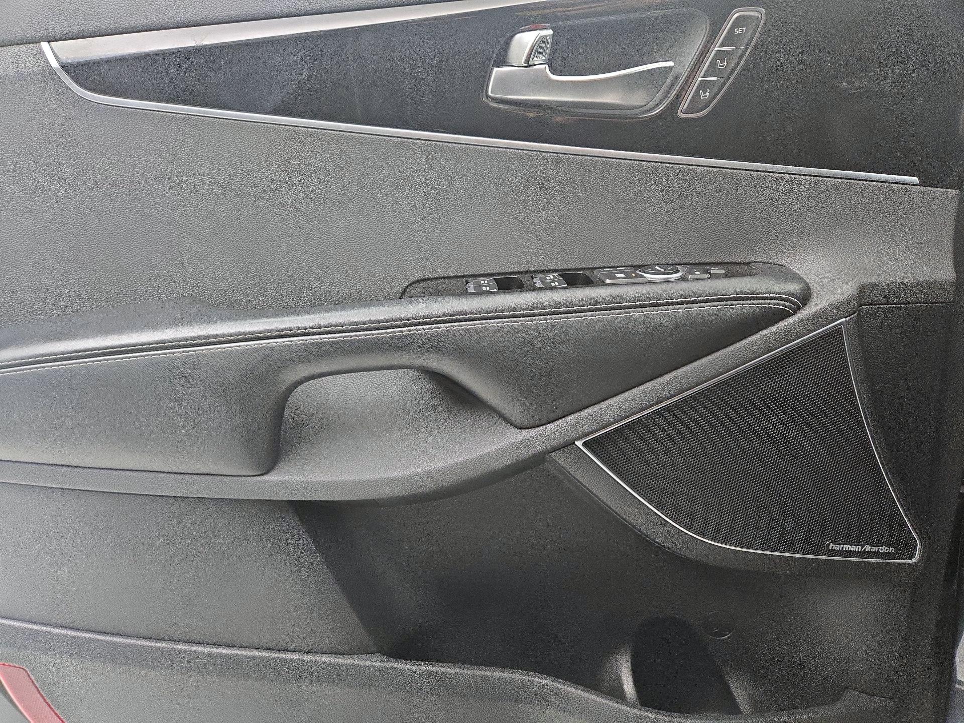 Thumbnail: 2019 Kia Sorento - 12
