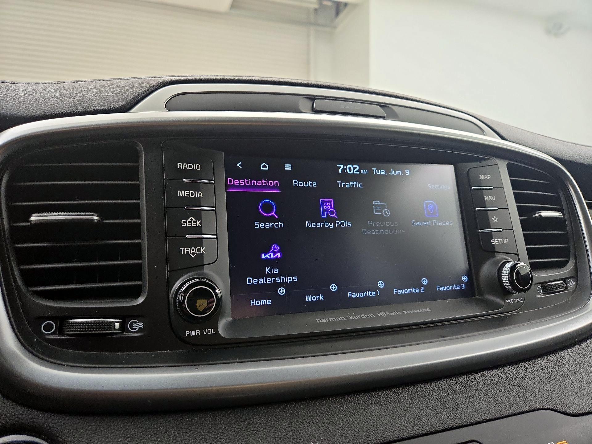 Thumbnail: 2019 Kia Sorento - 14