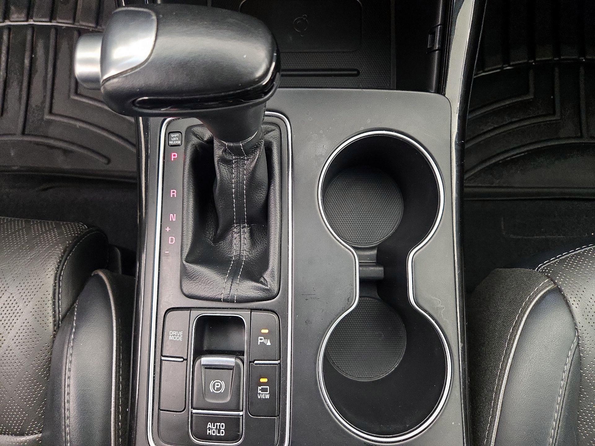 Thumbnail: 2019 Kia Sorento - 18