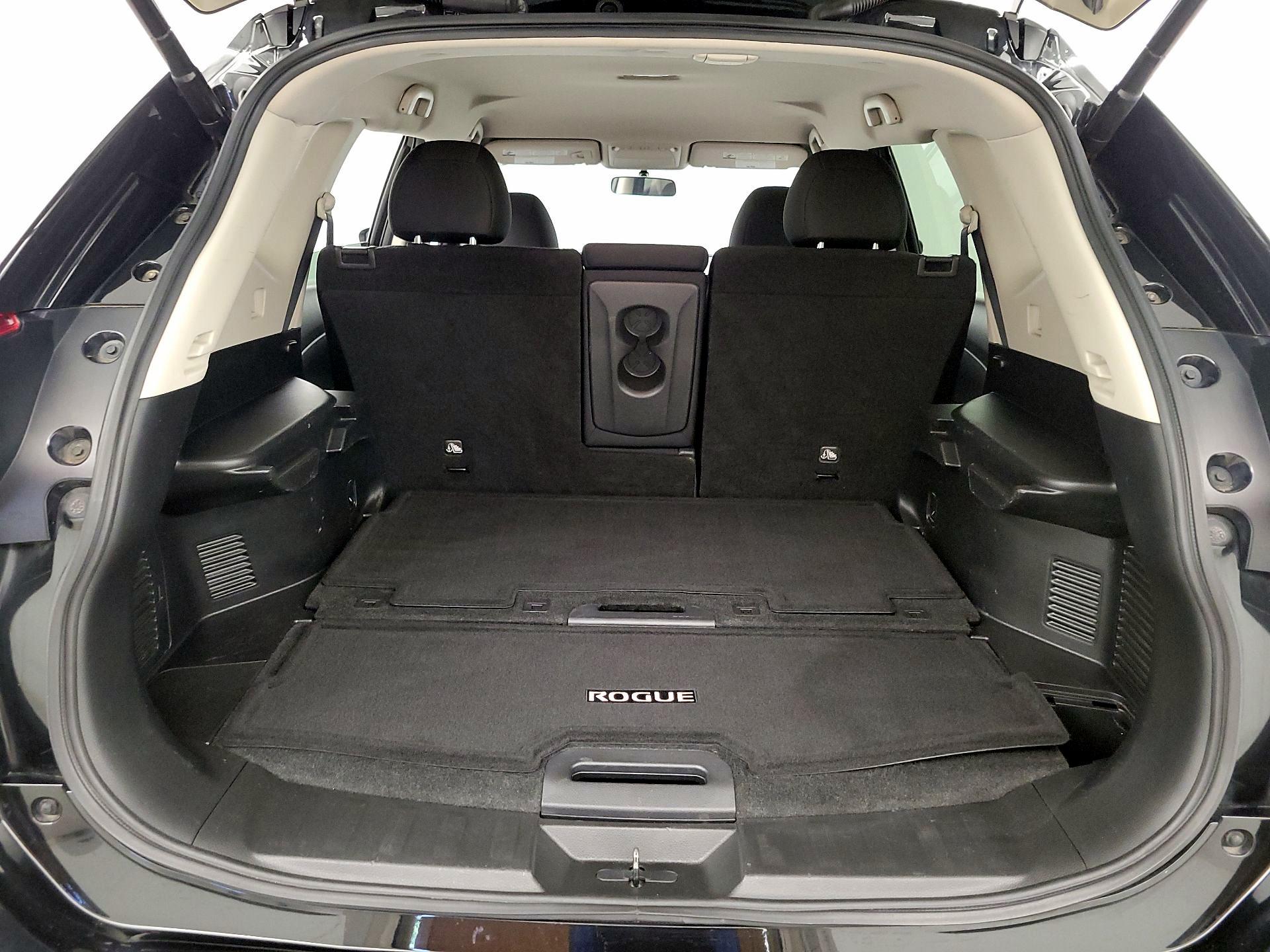 Thumbnail: 2018 Nissan Rogue - 20