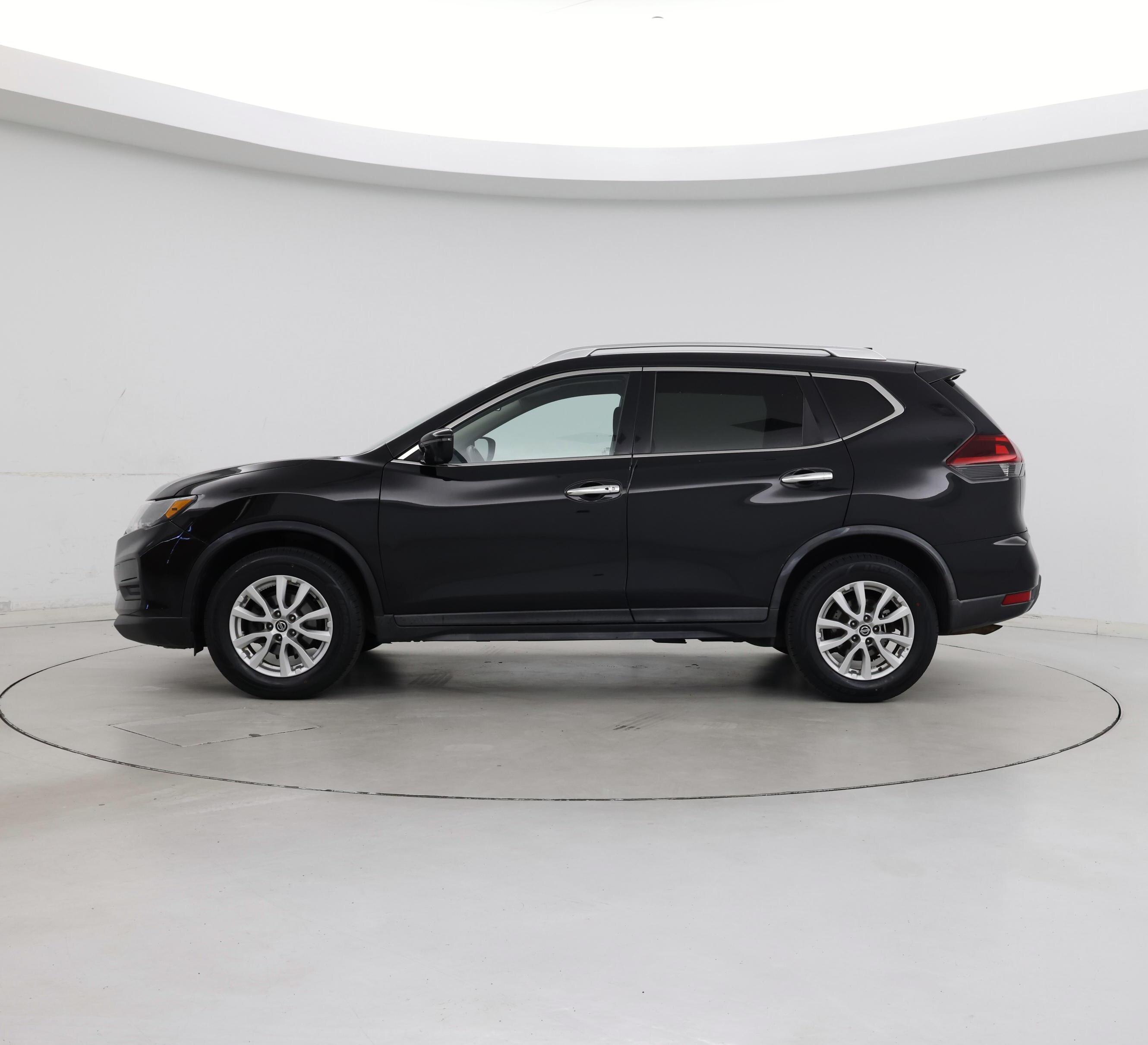 Thumbnail: 2018 Nissan Rogue - 3