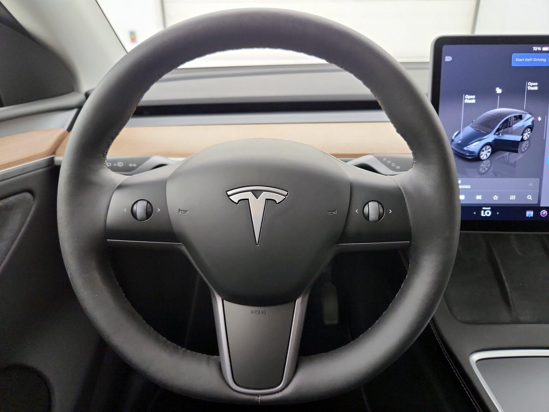 Thumbnail: 2024 Tesla Model Y - 10