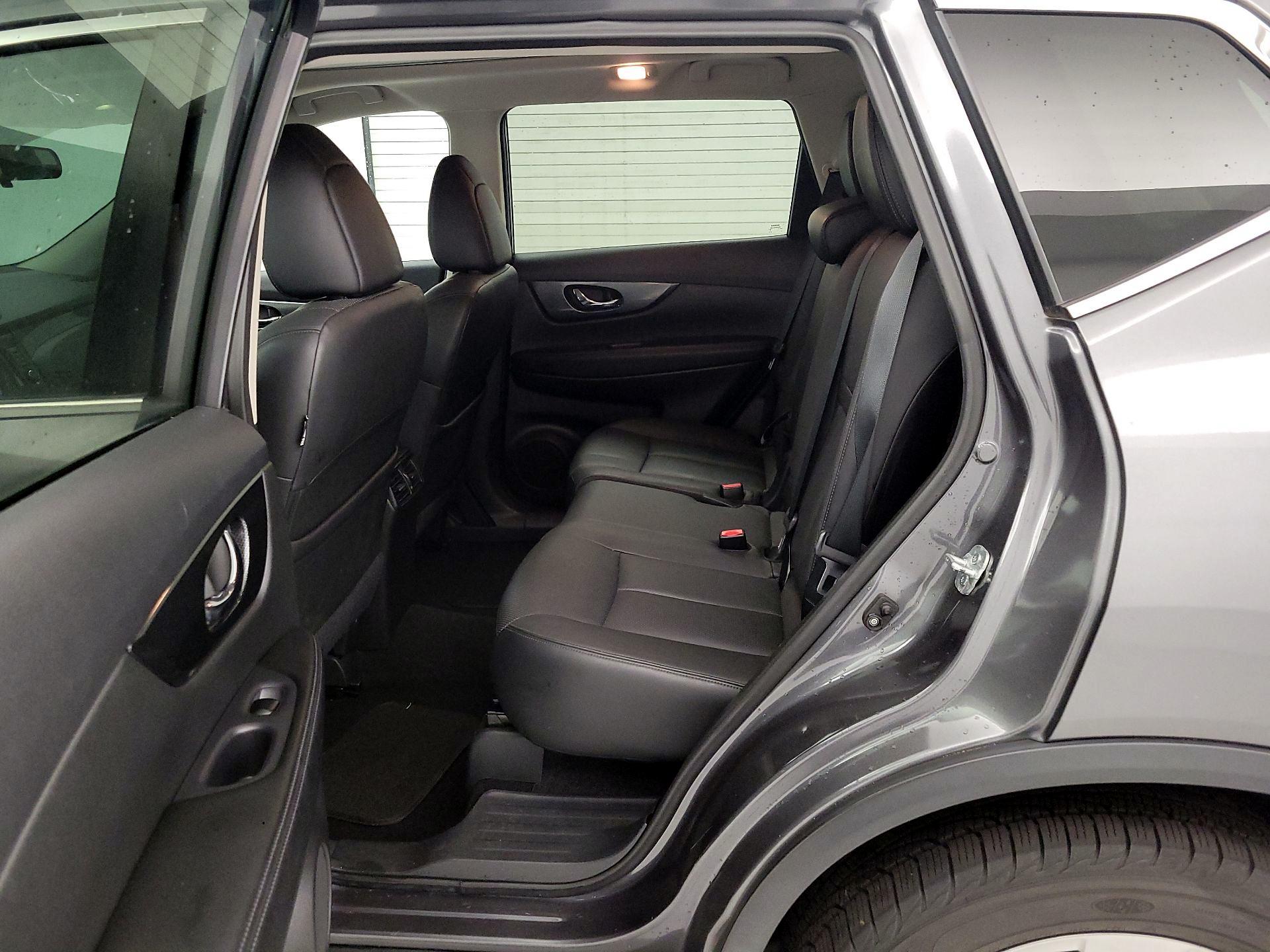 Thumbnail: 2014 Nissan Rogue - 20