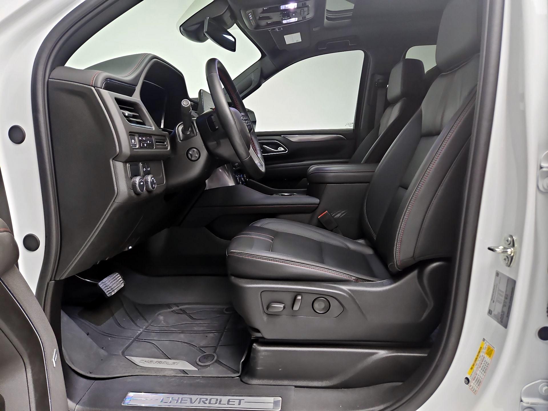 Thumbnail: 2024 Chevrolet Suburban - 11