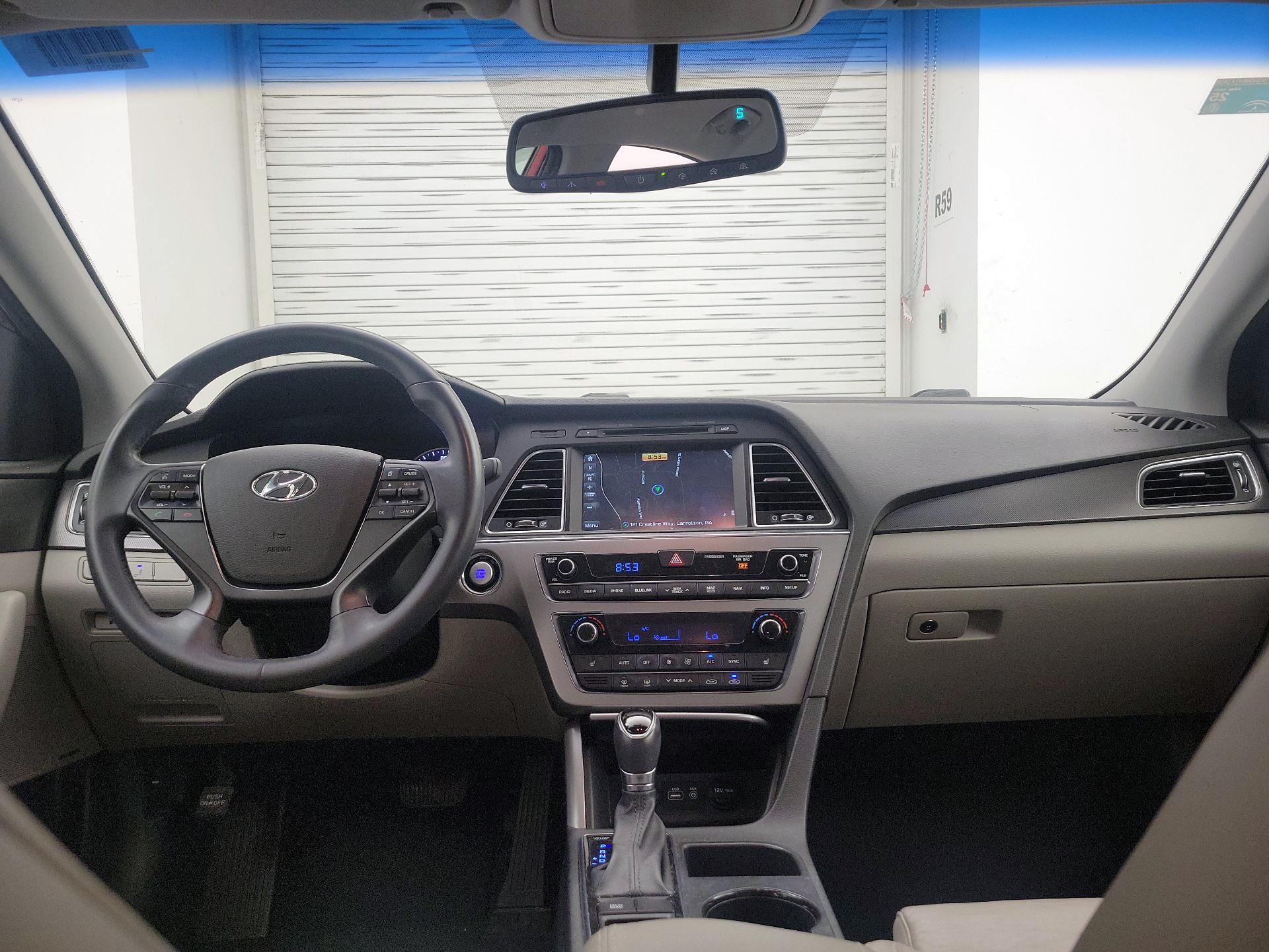 Thumbnail: 2015 Hyundai Sonata - 9