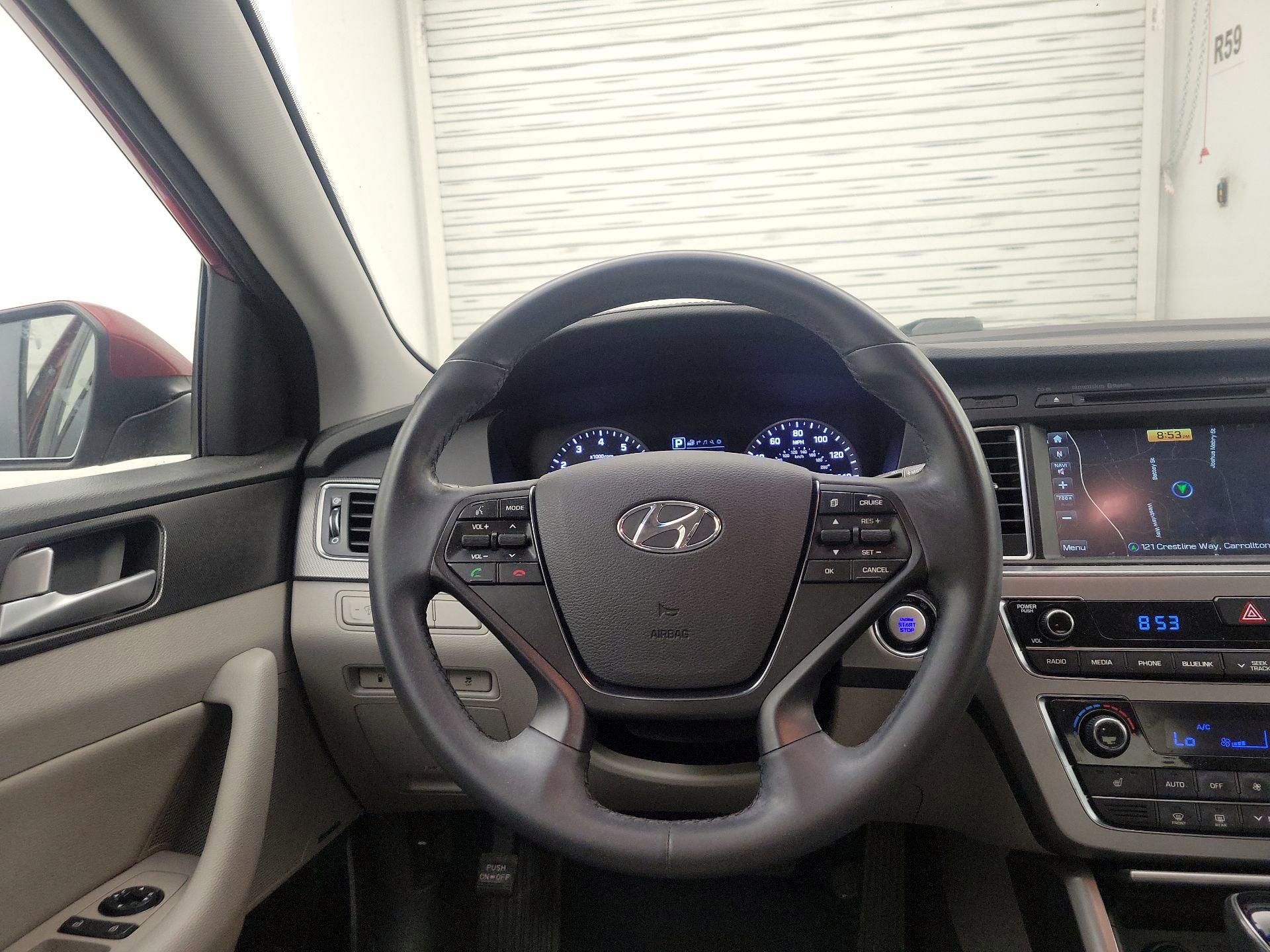 Thumbnail: 2015 Hyundai Sonata - 10