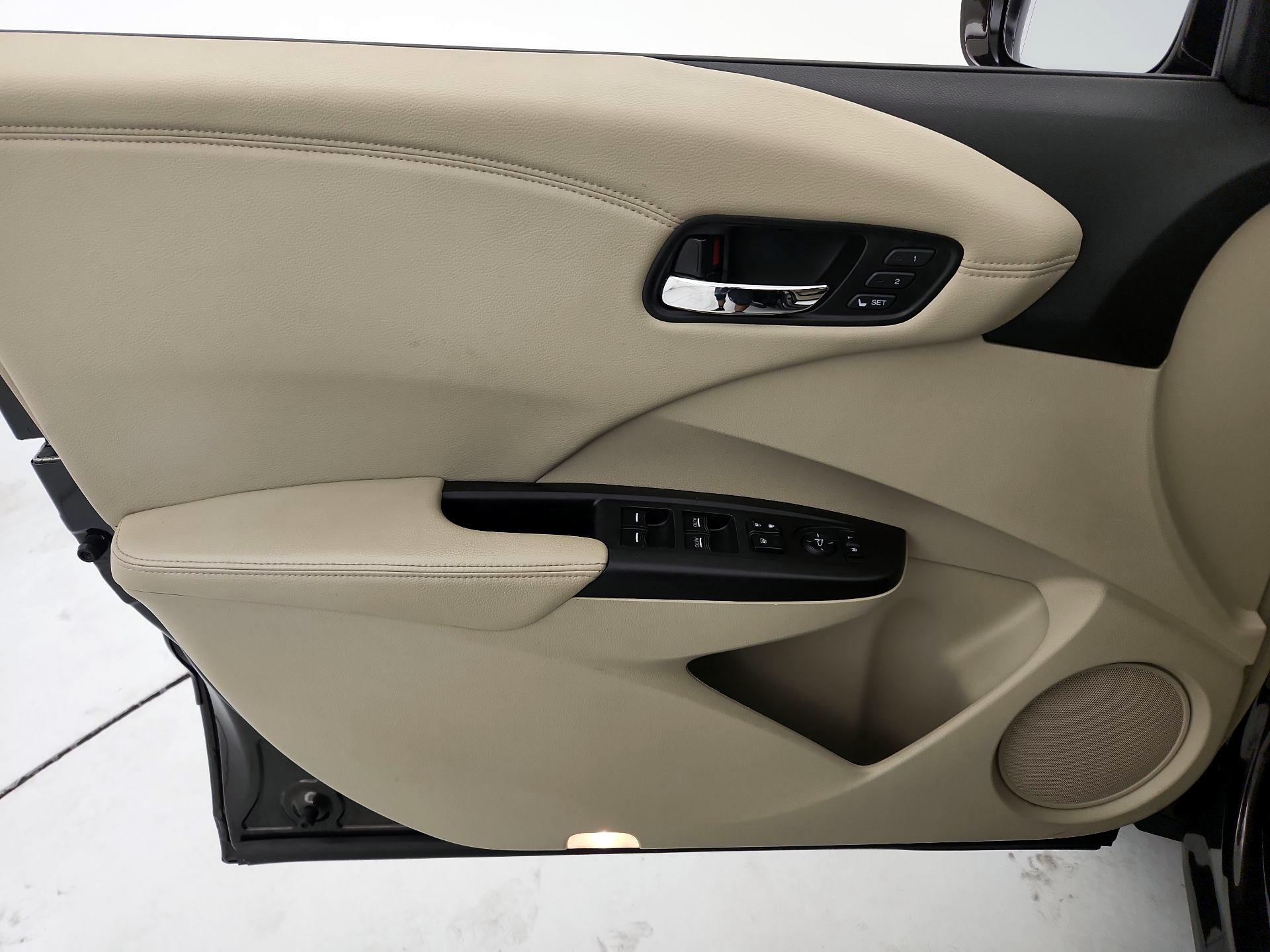 Thumbnail: 2015 Acura RDX - 12