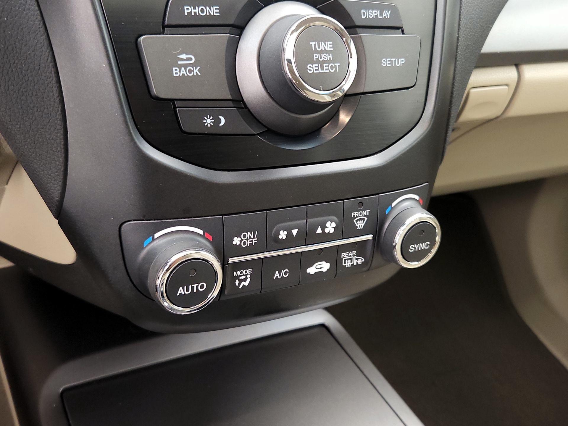 Thumbnail: 2015 Acura RDX - 16