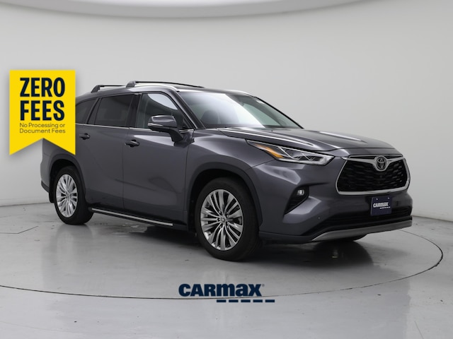 Gray 2024 Toyota Highlander Platinum AWD SUV / Crossover All-Wheel Drive Automatic