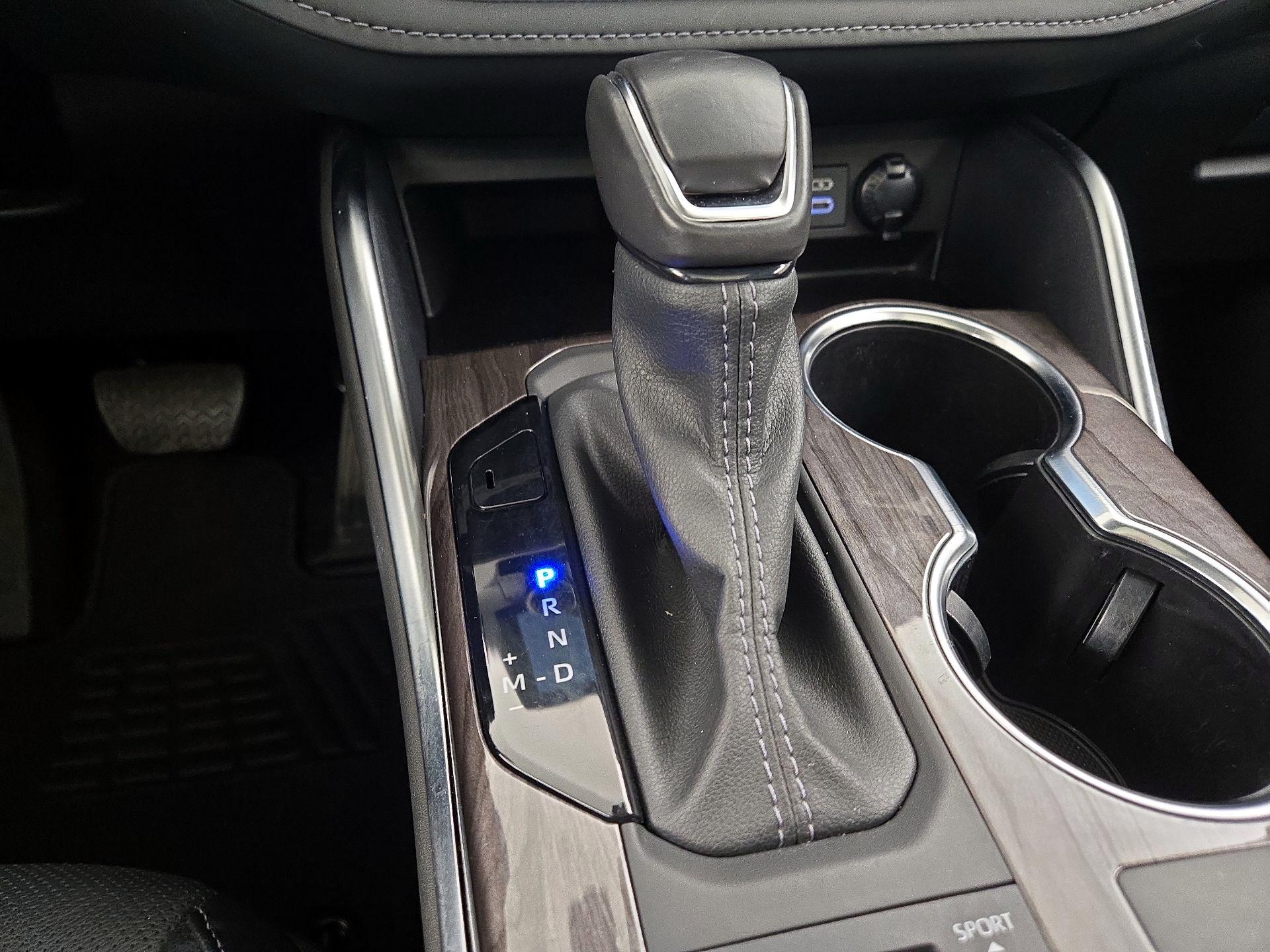 Thumbnail: 2024 Toyota Highlander - 17