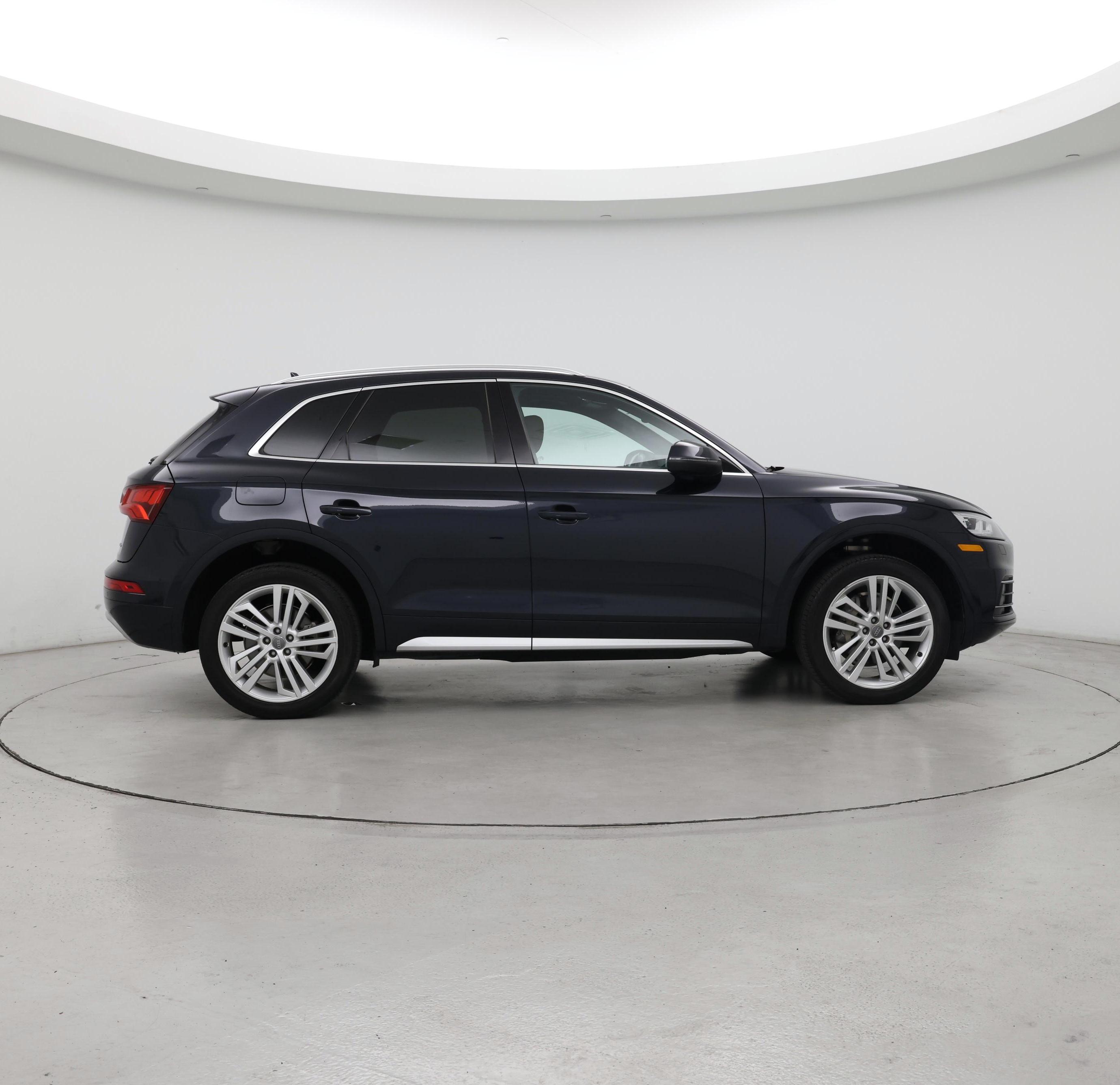 Thumbnail: 2020 Audi Q5 - 7