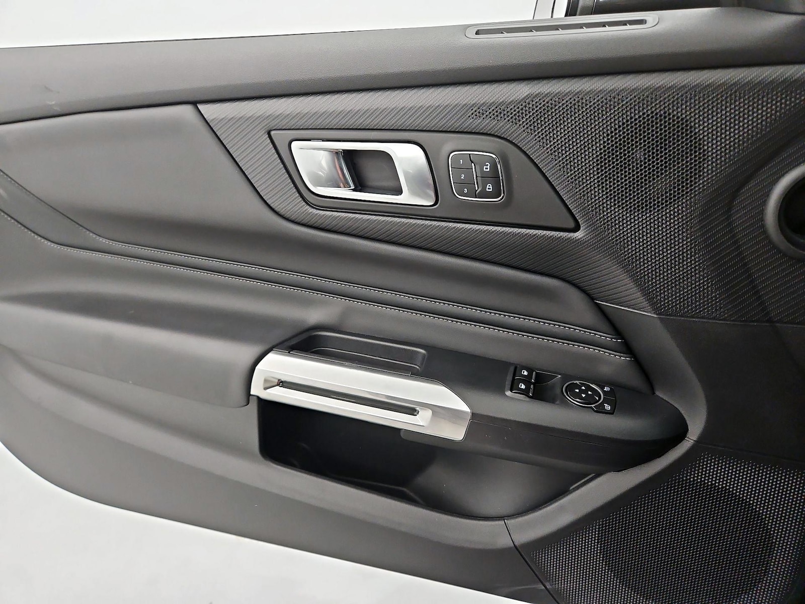 2024 Ford Mustang GT Premium - Photo 13