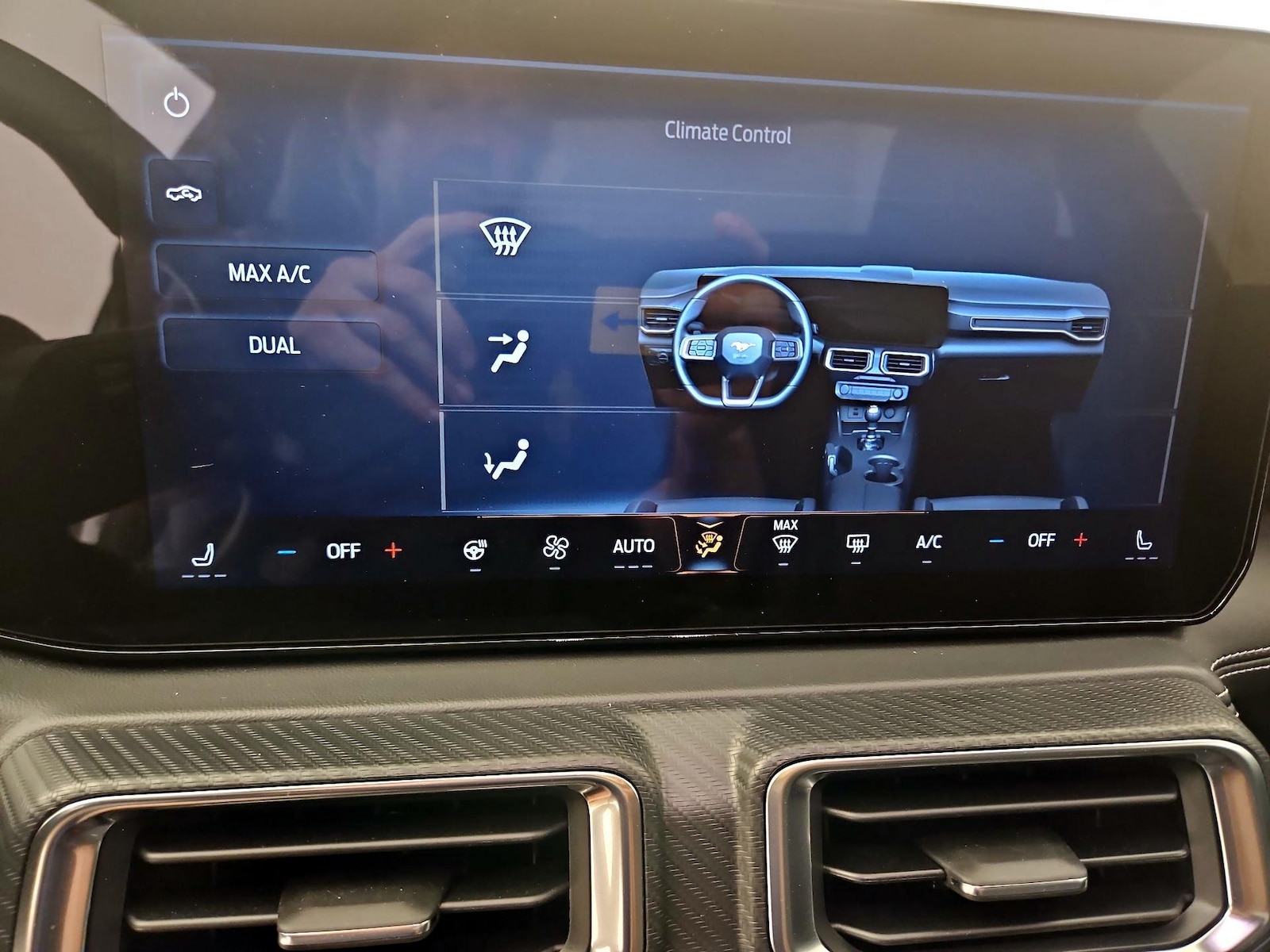 2024 Ford Mustang GT Premium - Photo 18