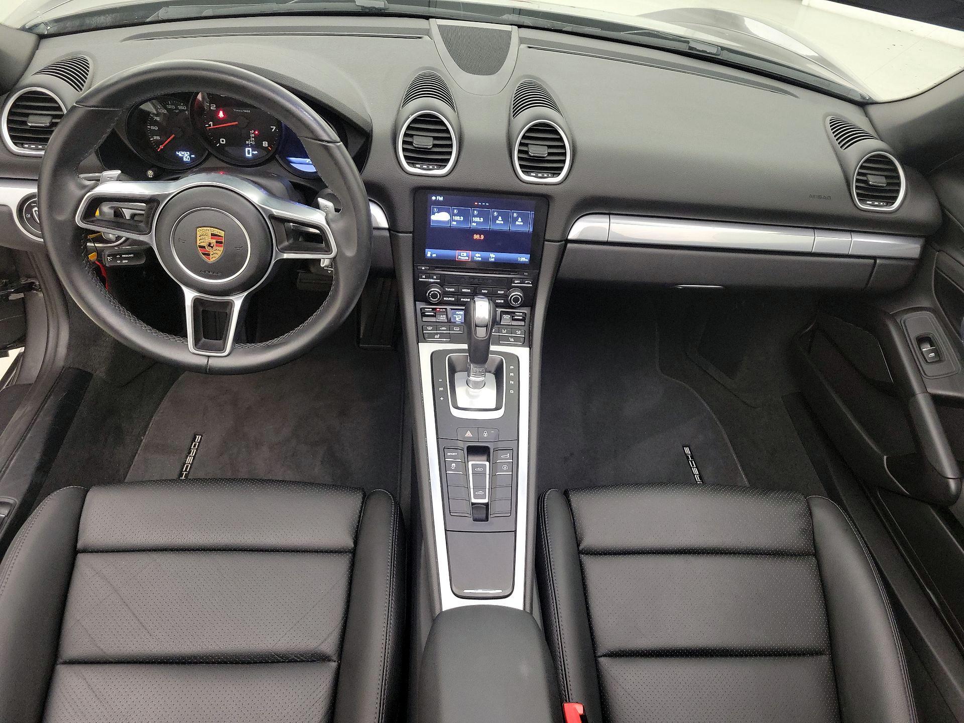 Thumbnail: 2018 Porsche 718 Boxster - 9