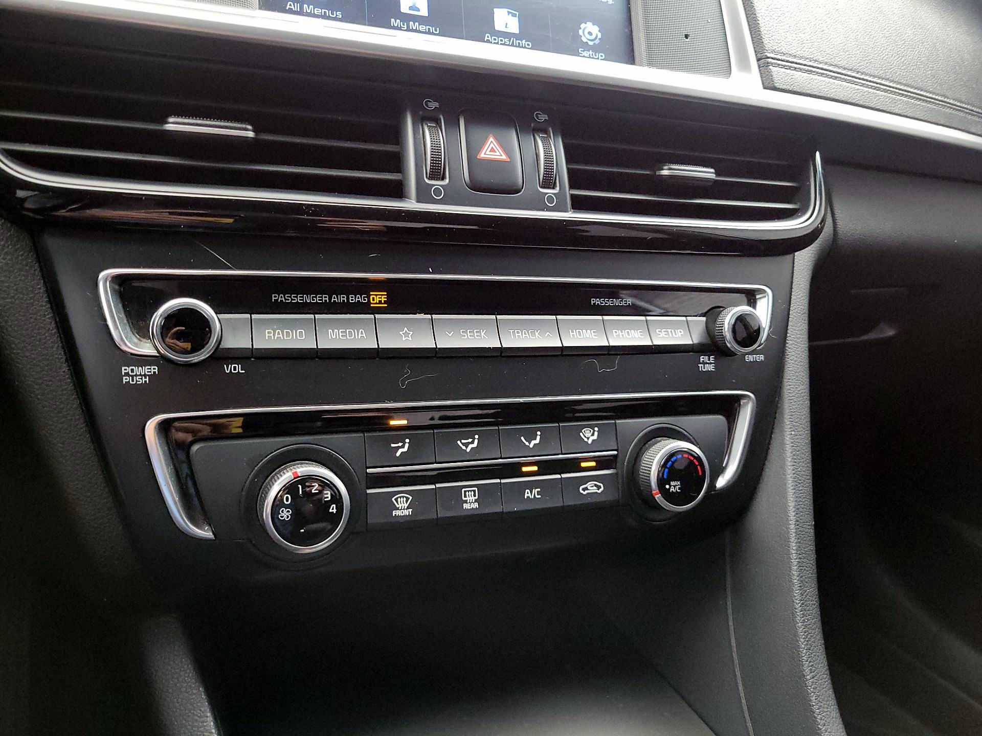 Thumbnail: 2019 Kia Optima - 16