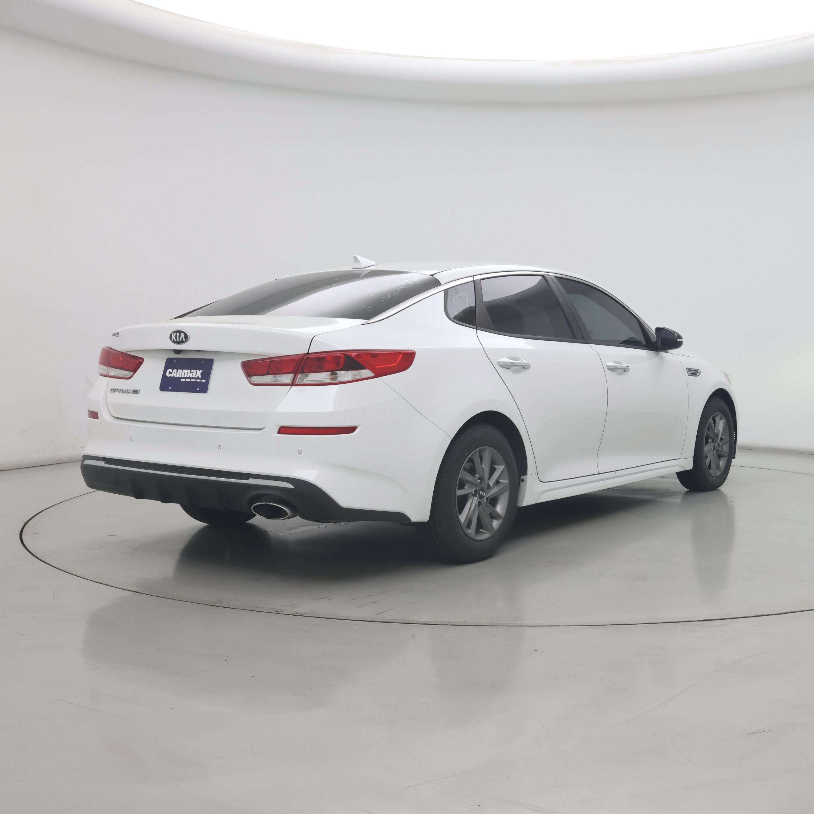 Thumbnail: 2019 Kia Optima - 8