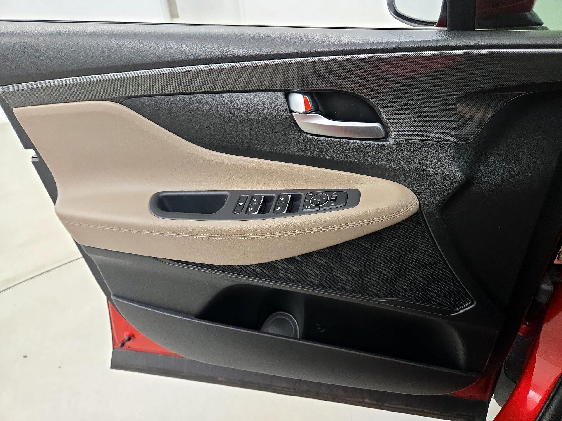 Thumbnail: 2021 Hyundai Santa Fe - 12
