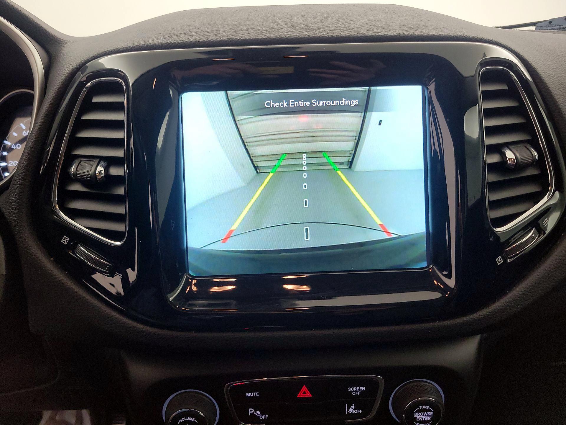 Thumbnail: 2021 Jeep Compass - 15
