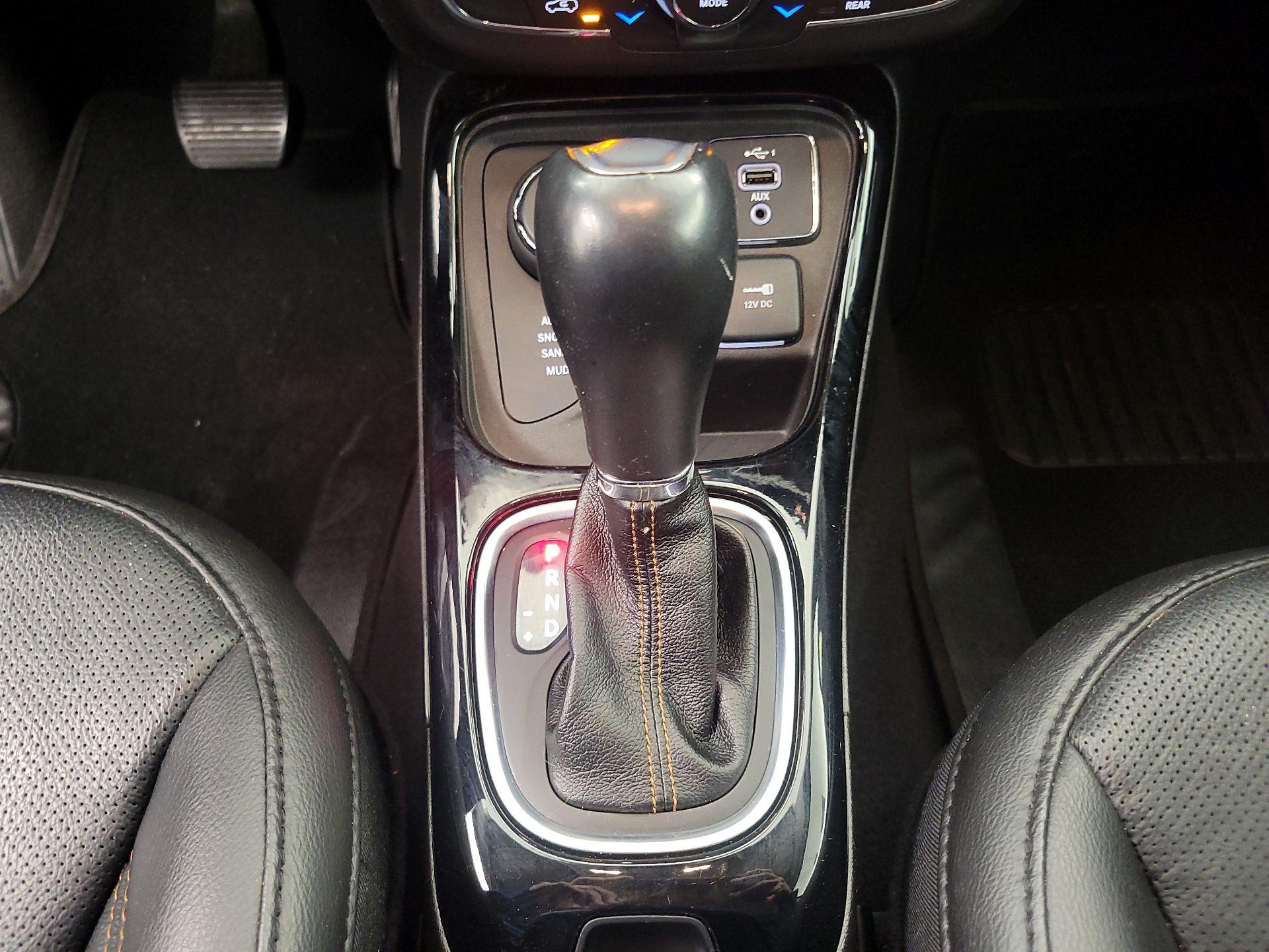 Thumbnail: 2021 Jeep Compass - 18