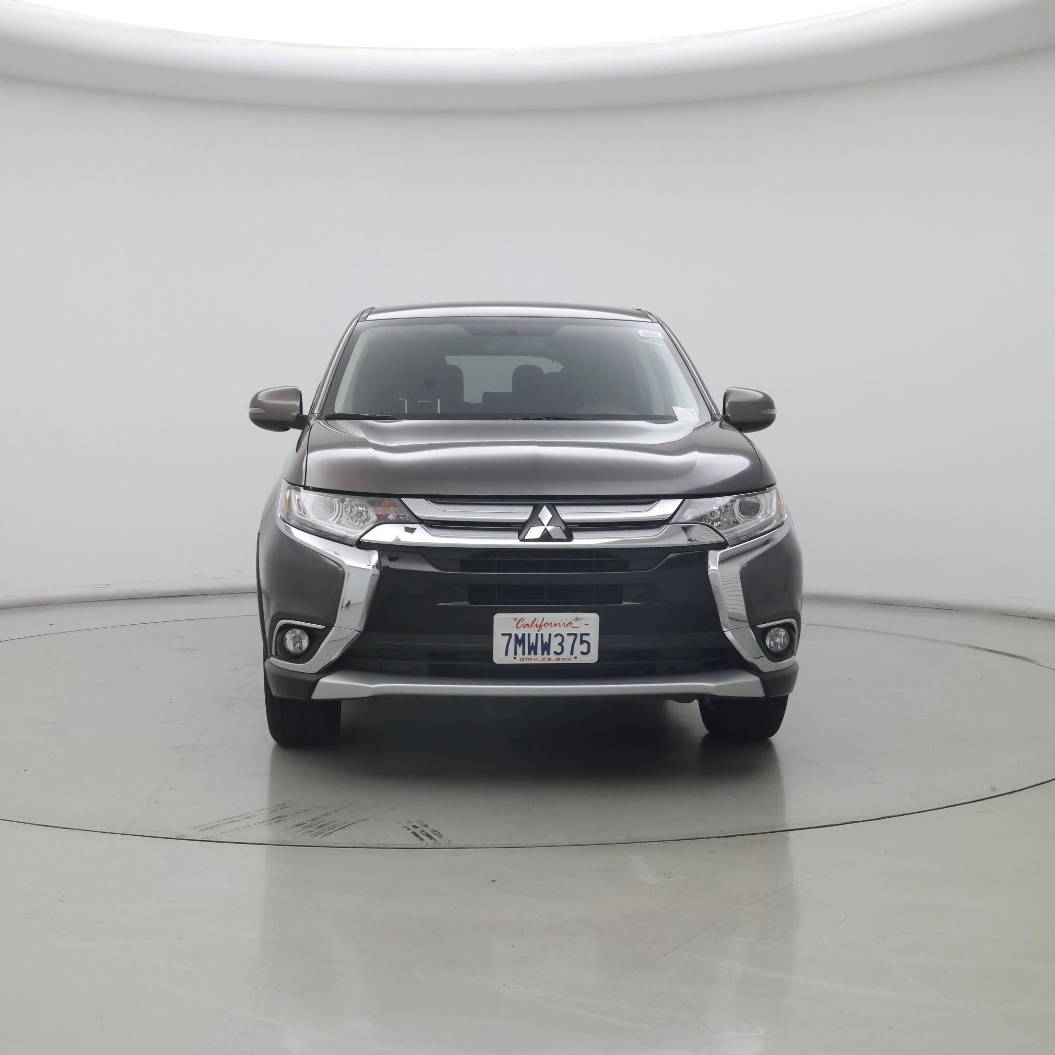 Thumbnail: 2016 Mitsubishi Outlander - 5