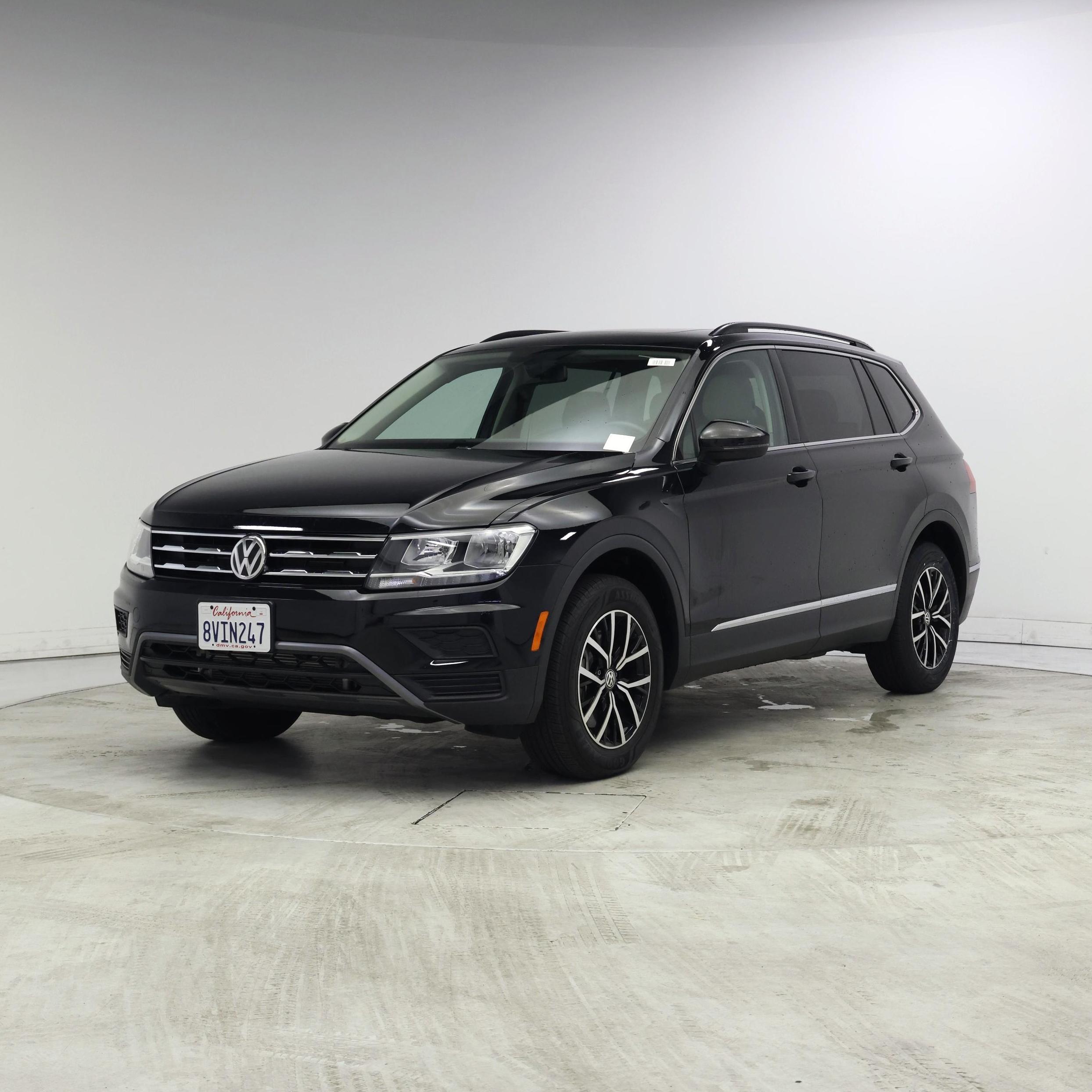 Thumbnail: 2021 Volkswagen Tiguan - 4