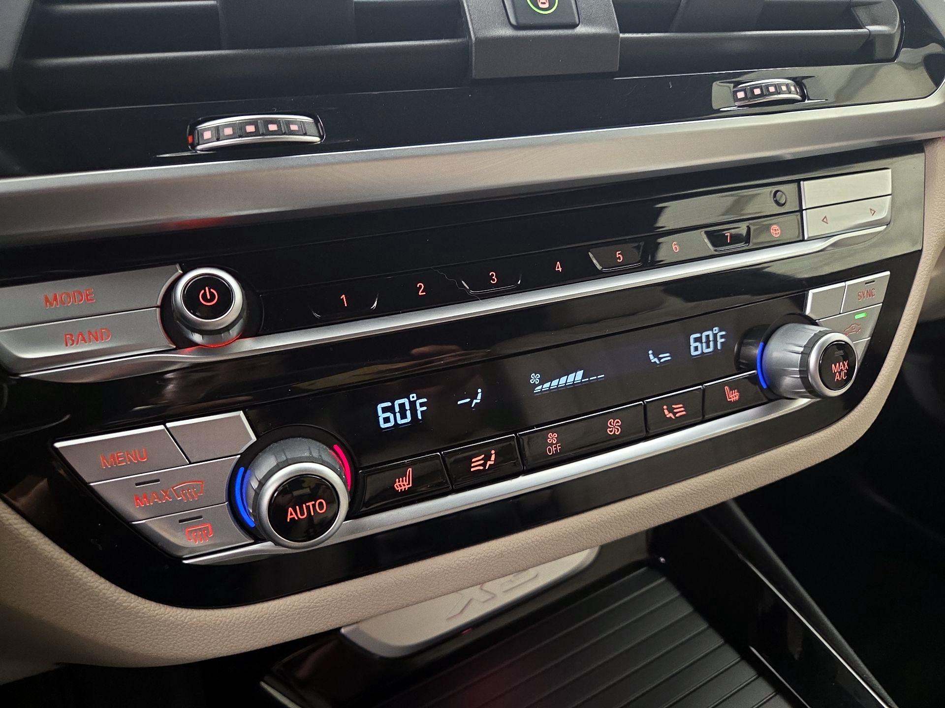 Thumbnail: 2021 BMW X3 - 17