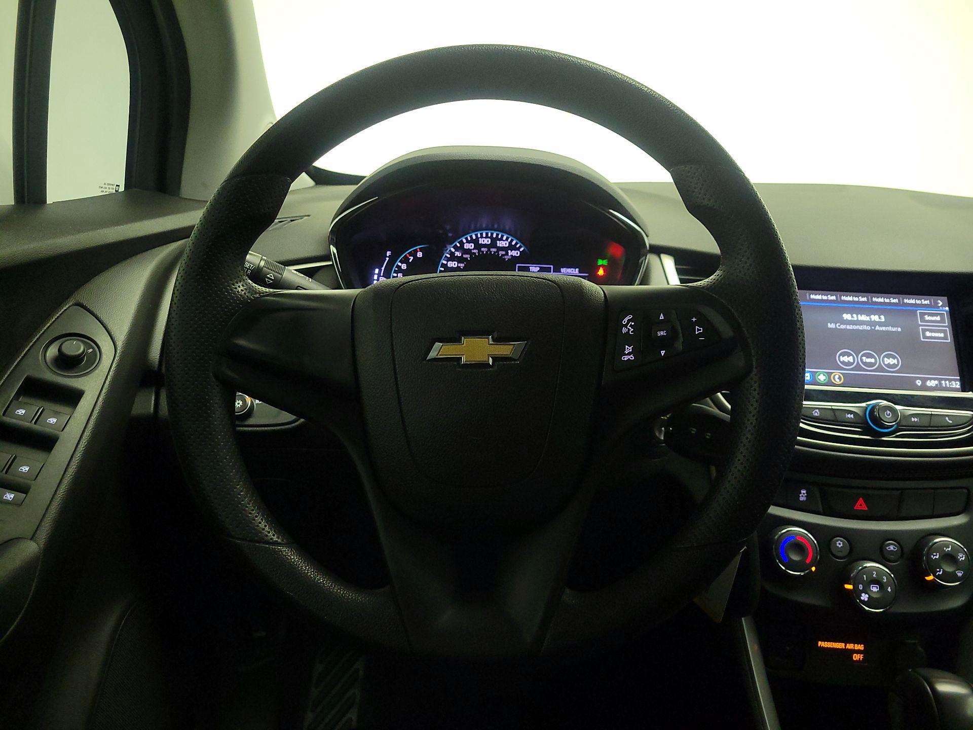 Thumbnail: 2019 Chevrolet Trax - 10