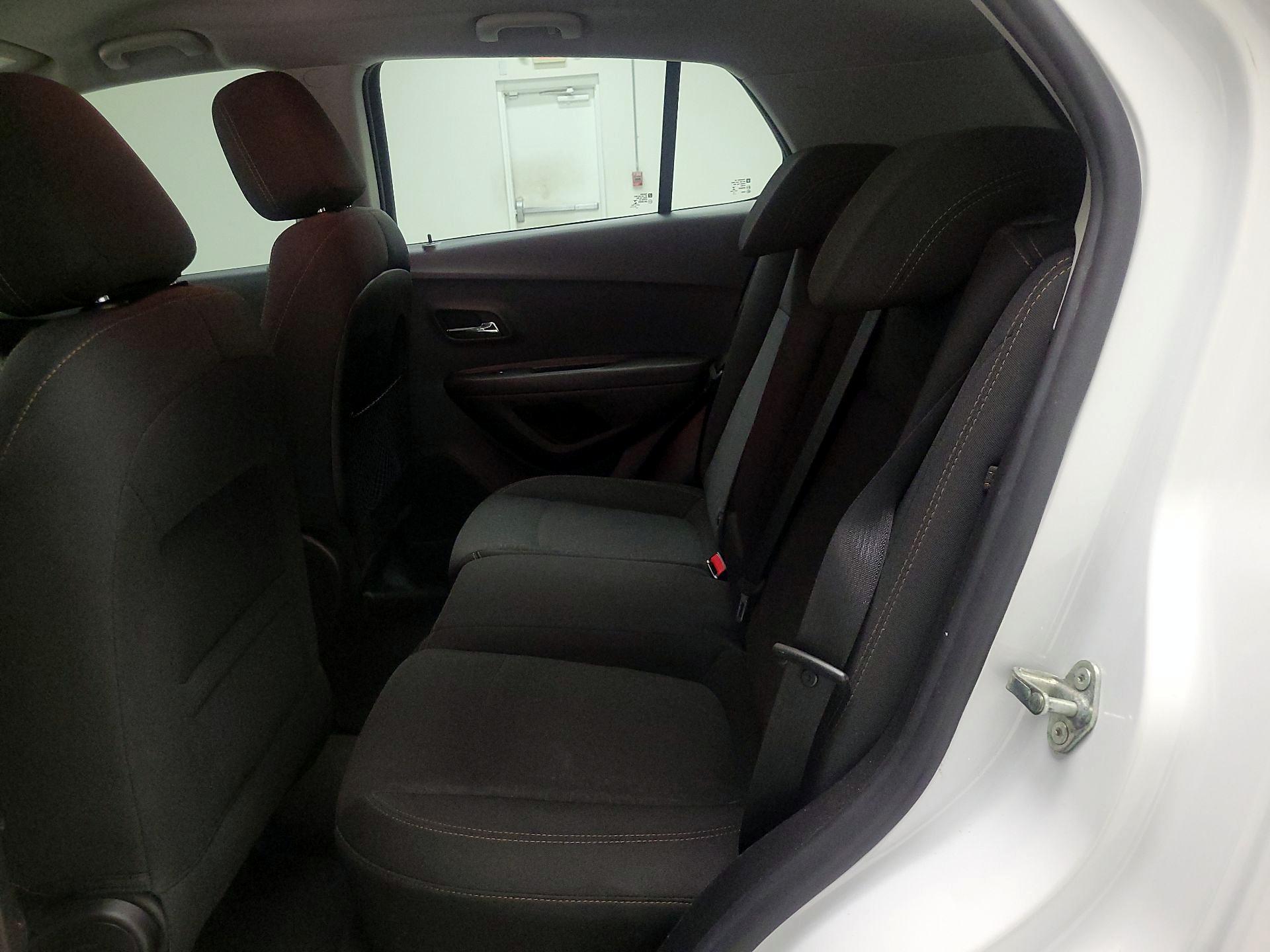 Thumbnail: 2019 Chevrolet Trax - 19