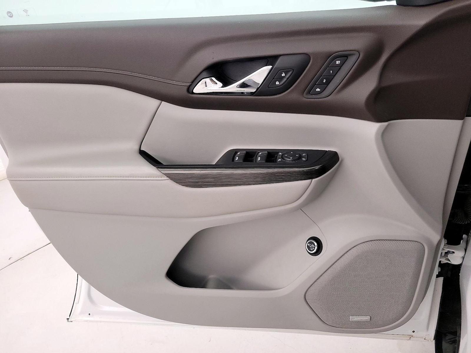 2022 GMC Acadia SLT - Photo 13