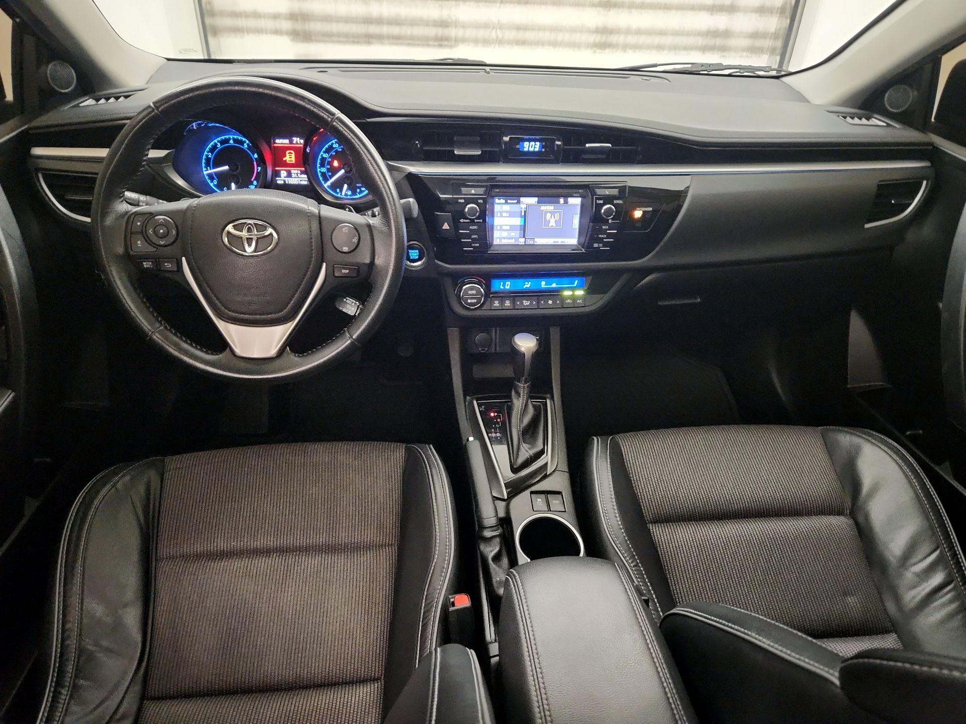 Thumbnail: 2016 Toyota Corolla - 9