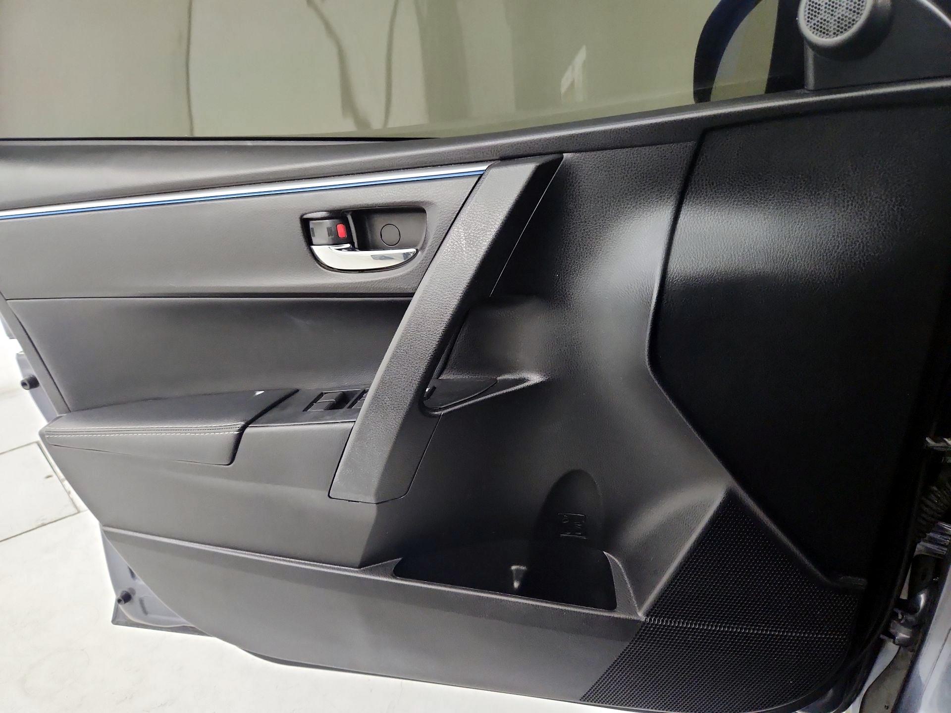 Thumbnail: 2016 Toyota Corolla - 12