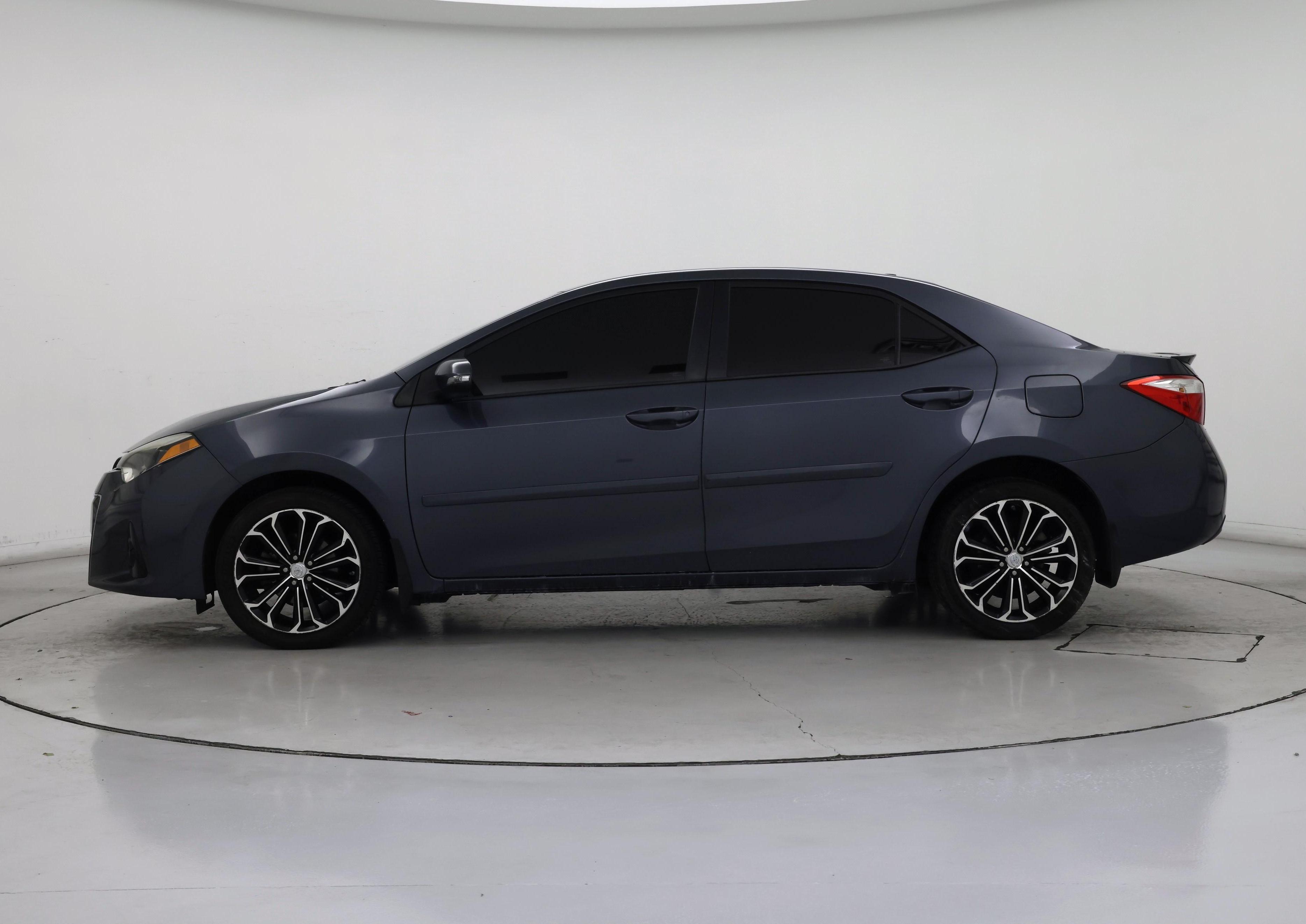 Thumbnail: 2016 Toyota Corolla - 3