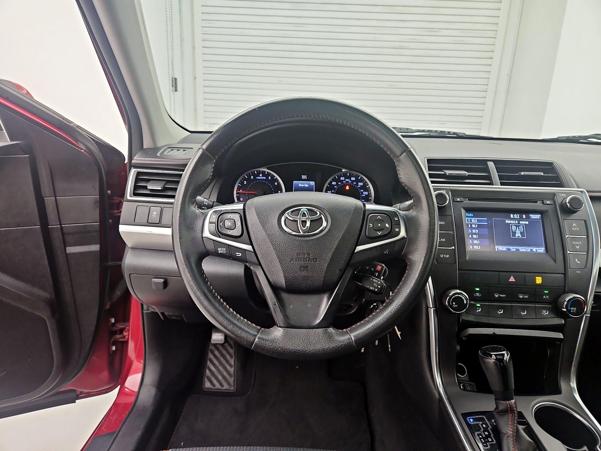 Thumbnail: 2017 Toyota Camry - 10