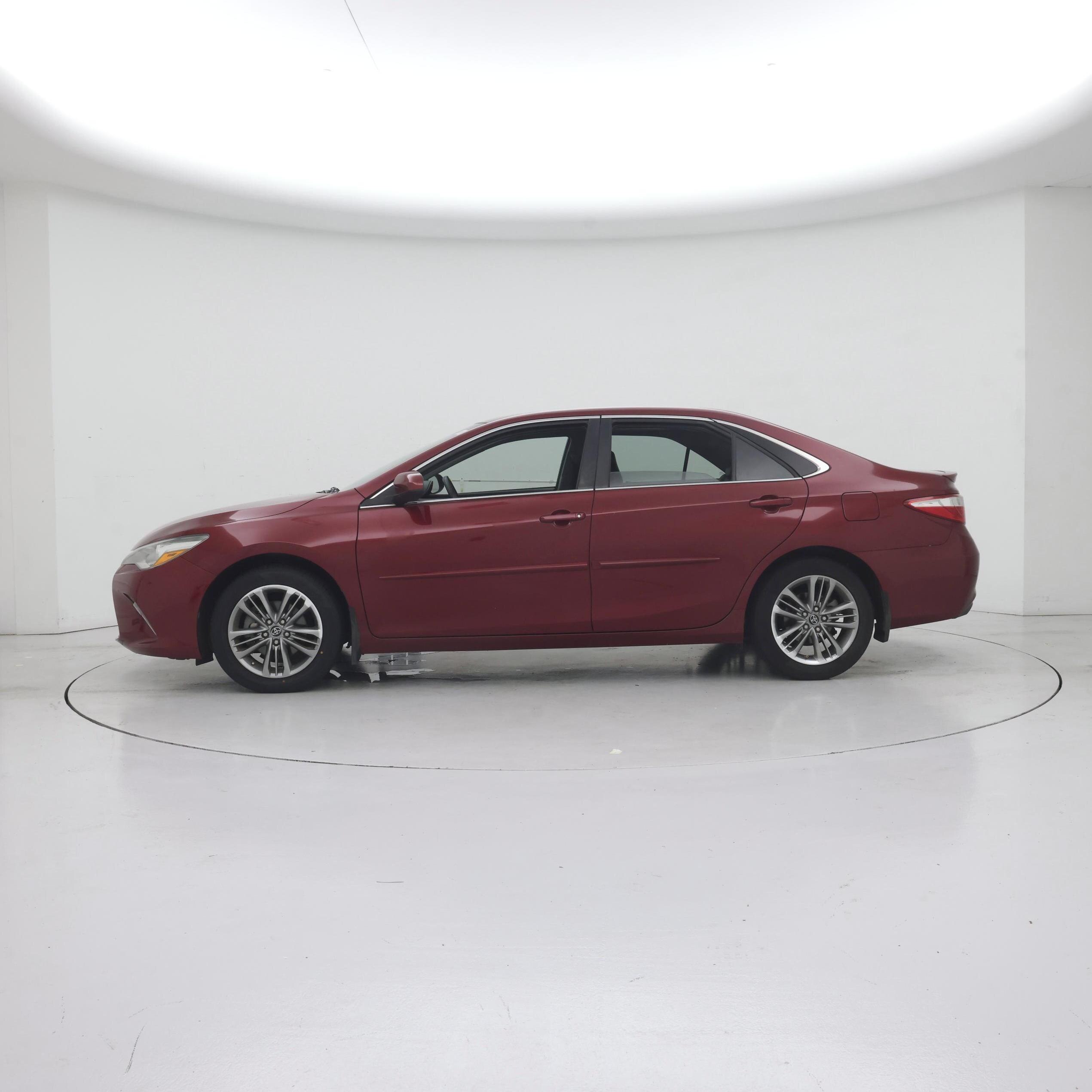 Thumbnail: 2017 Toyota Camry - 3