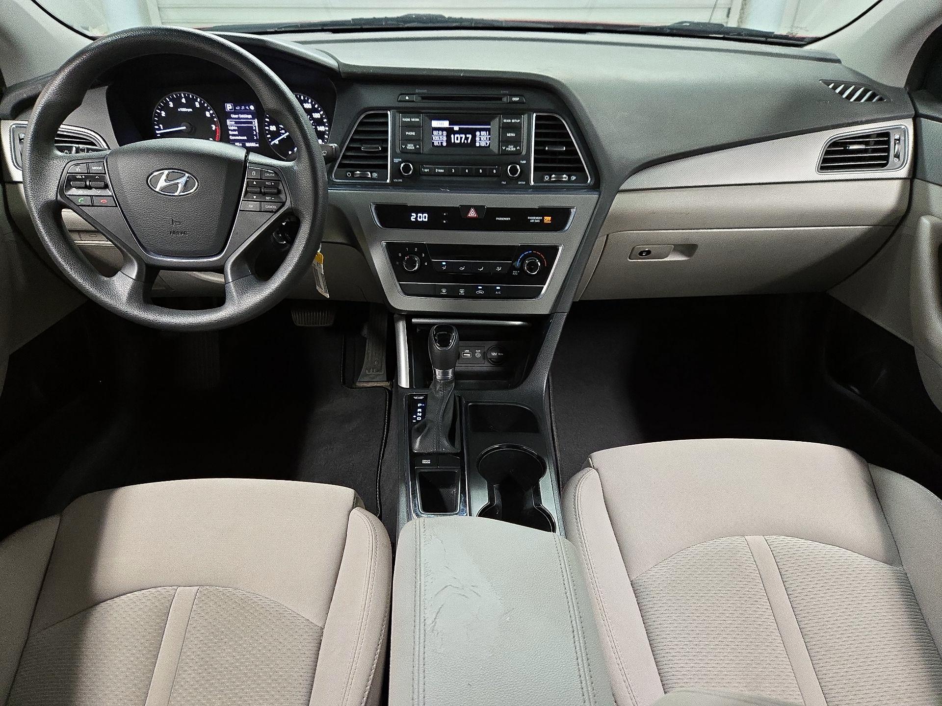Thumbnail: 2016 Hyundai Sonata - 9
