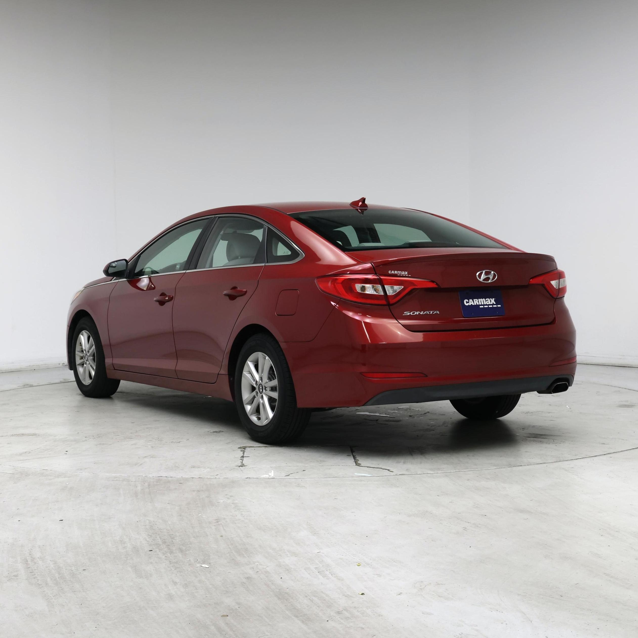 Thumbnail: 2016 Hyundai Sonata - 2