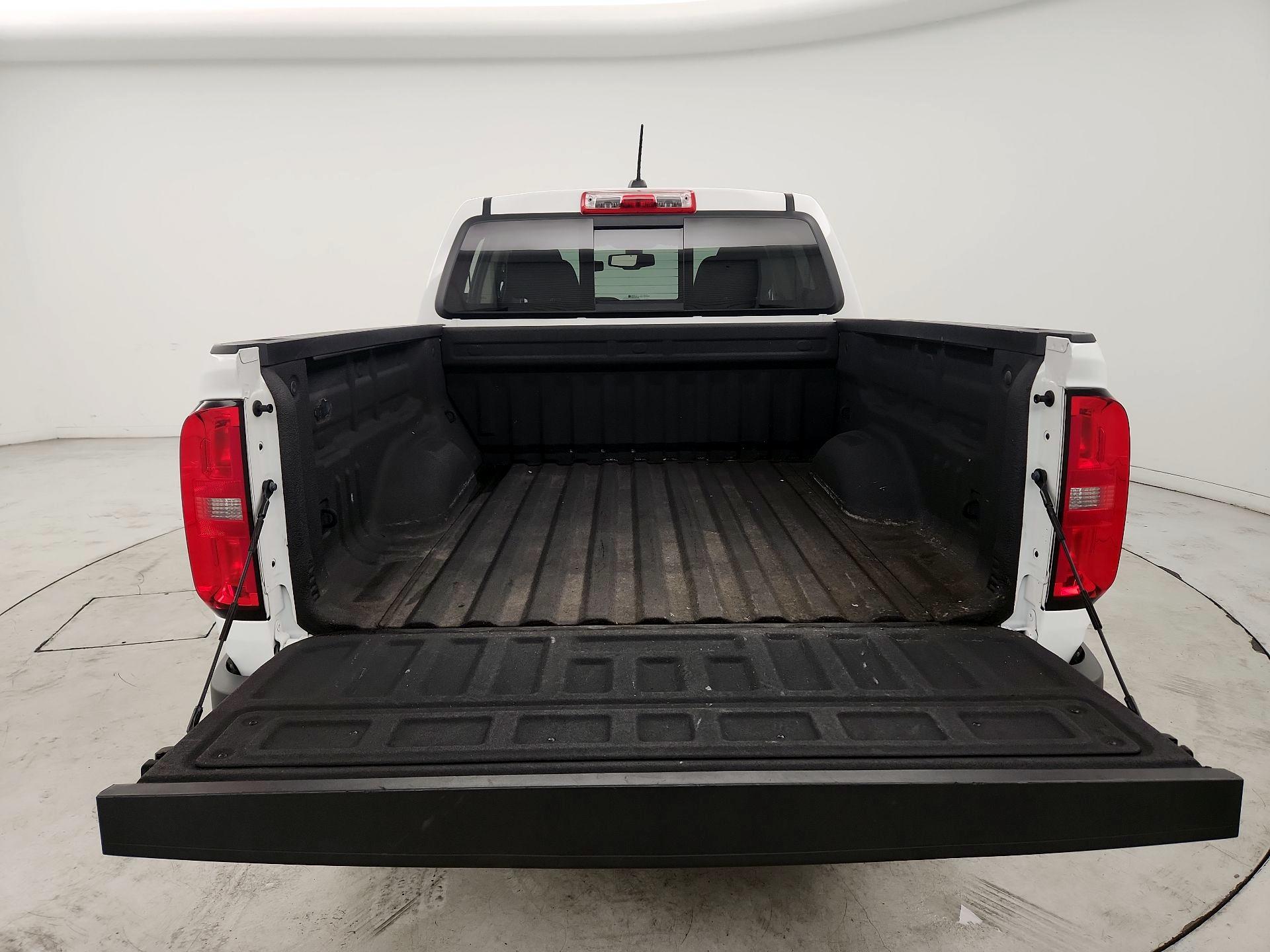 Thumbnail: 2022 Chevrolet Colorado - 20