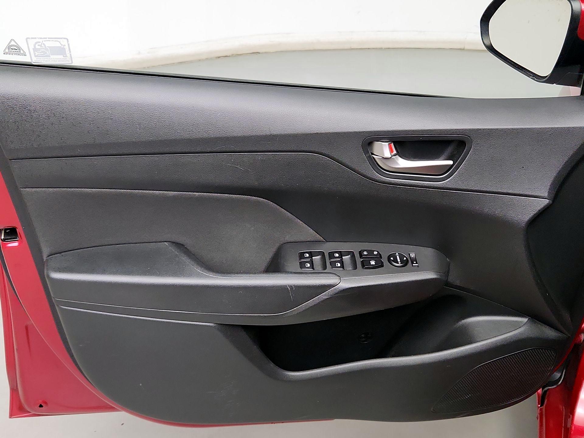 Thumbnail: 2020 Hyundai Accent - 12