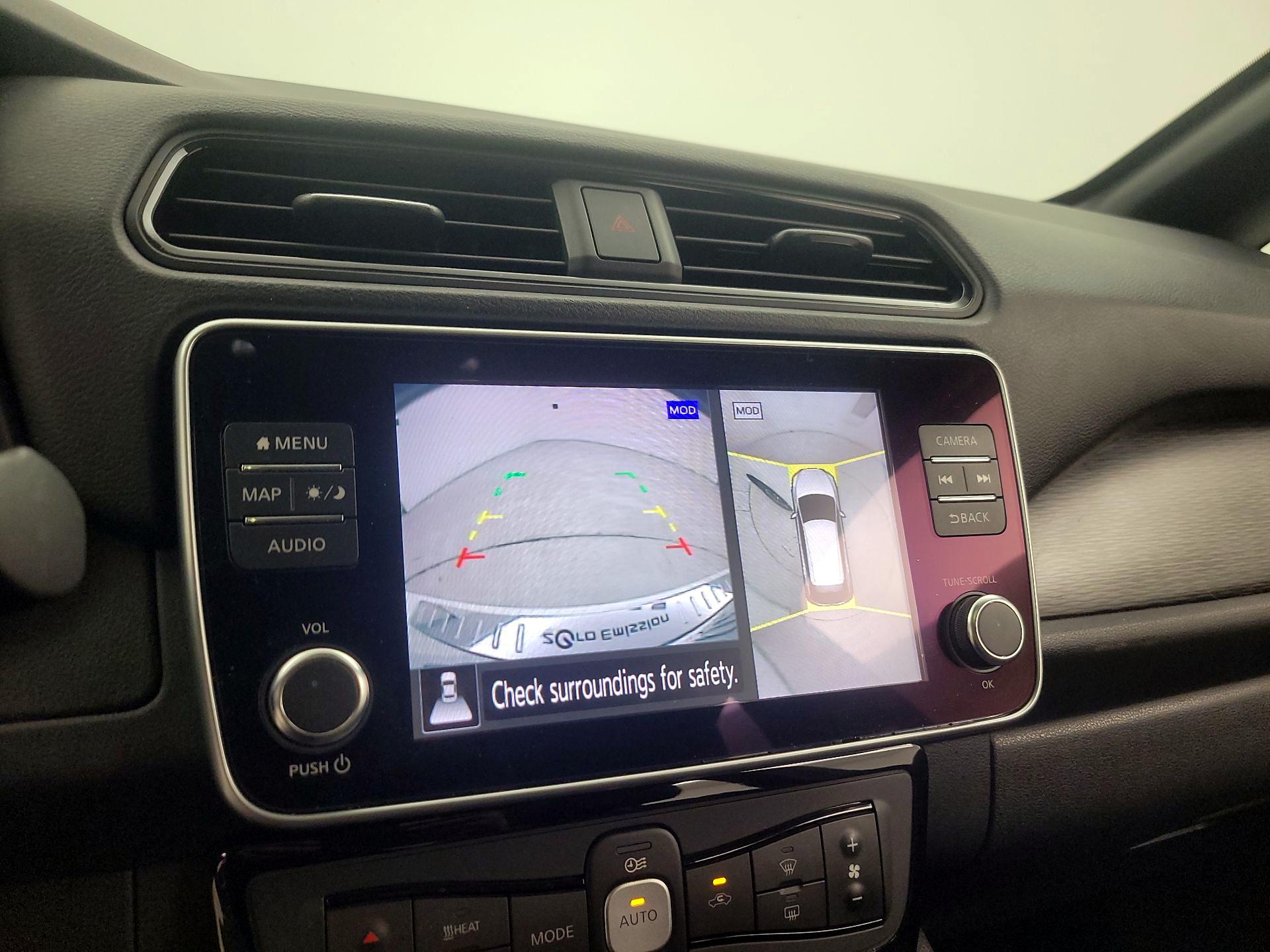 Thumbnail: 2019 Nissan Leaf - 14