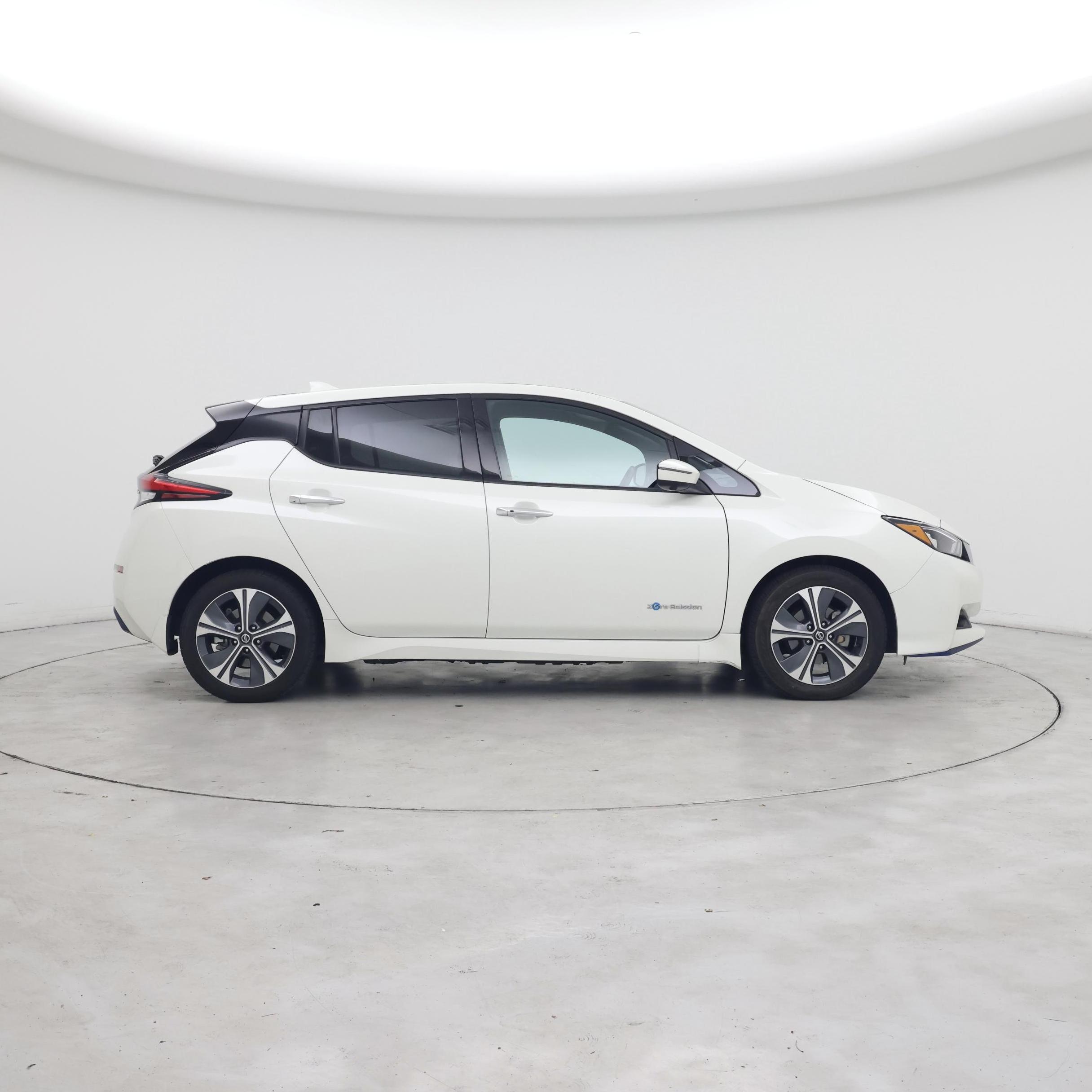 Thumbnail: 2019 Nissan Leaf - 7