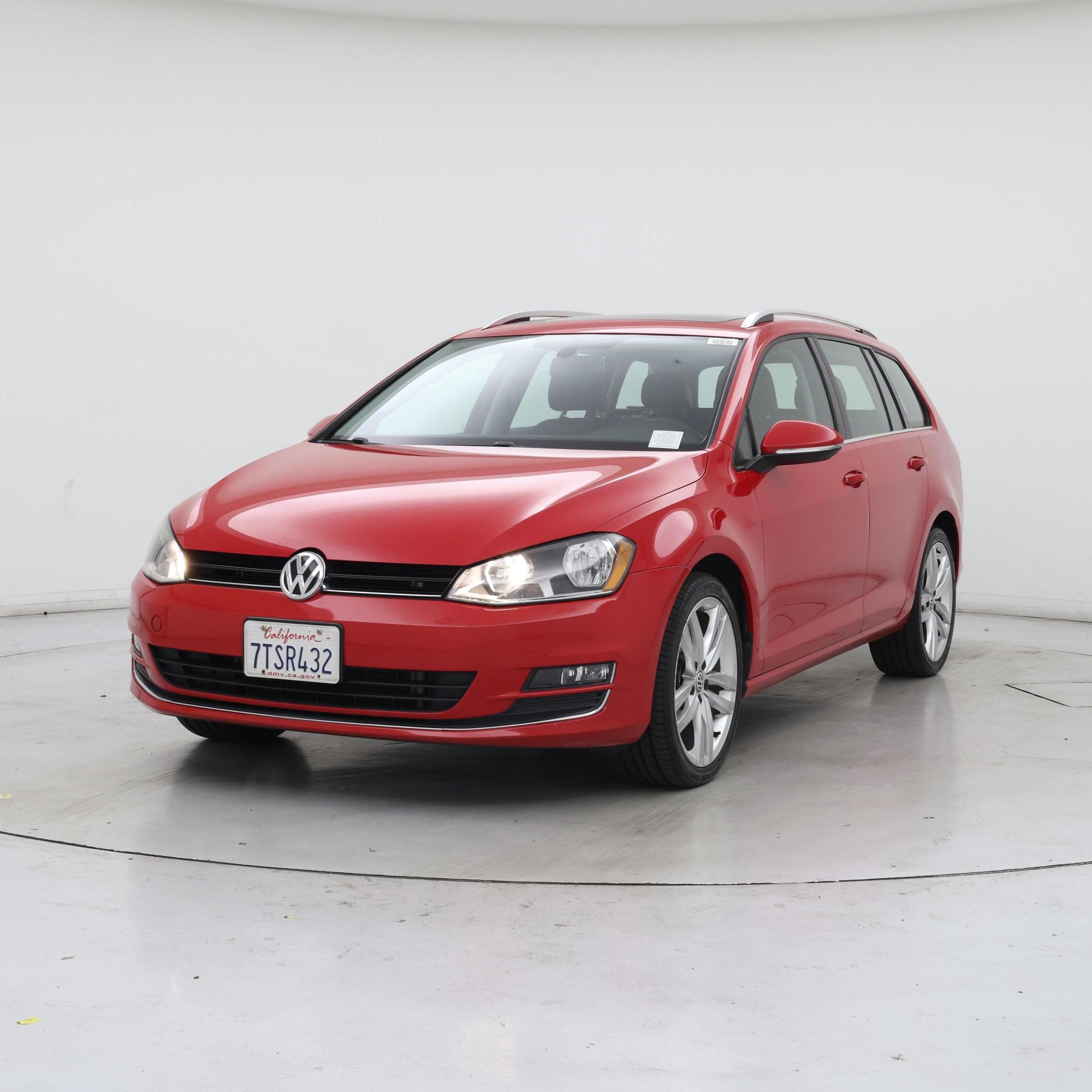 Thumbnail: 2015 Volkswagen Golf - 4