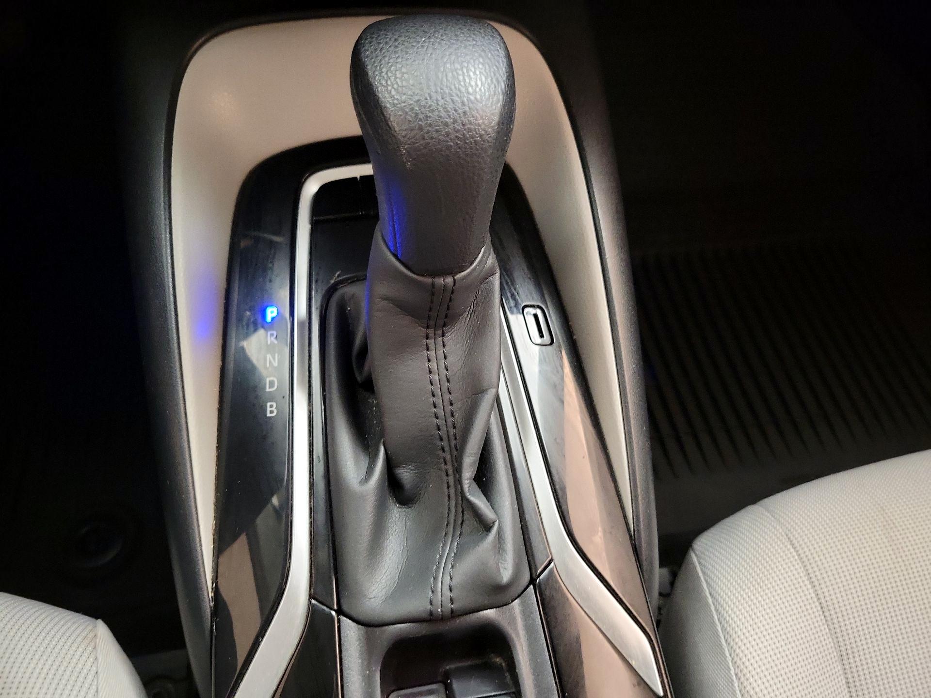 Thumbnail: 2022 Toyota Corolla - 17