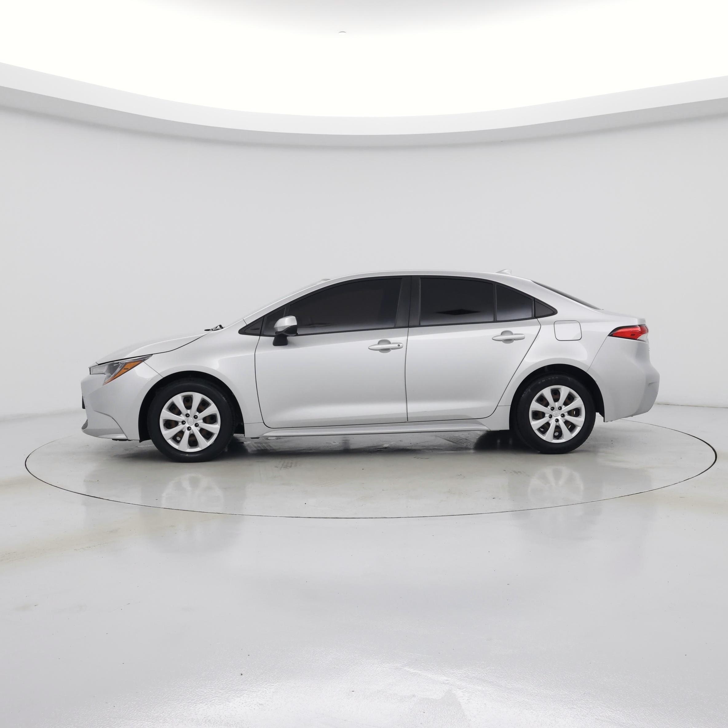 Thumbnail: 2022 Toyota Corolla - 3