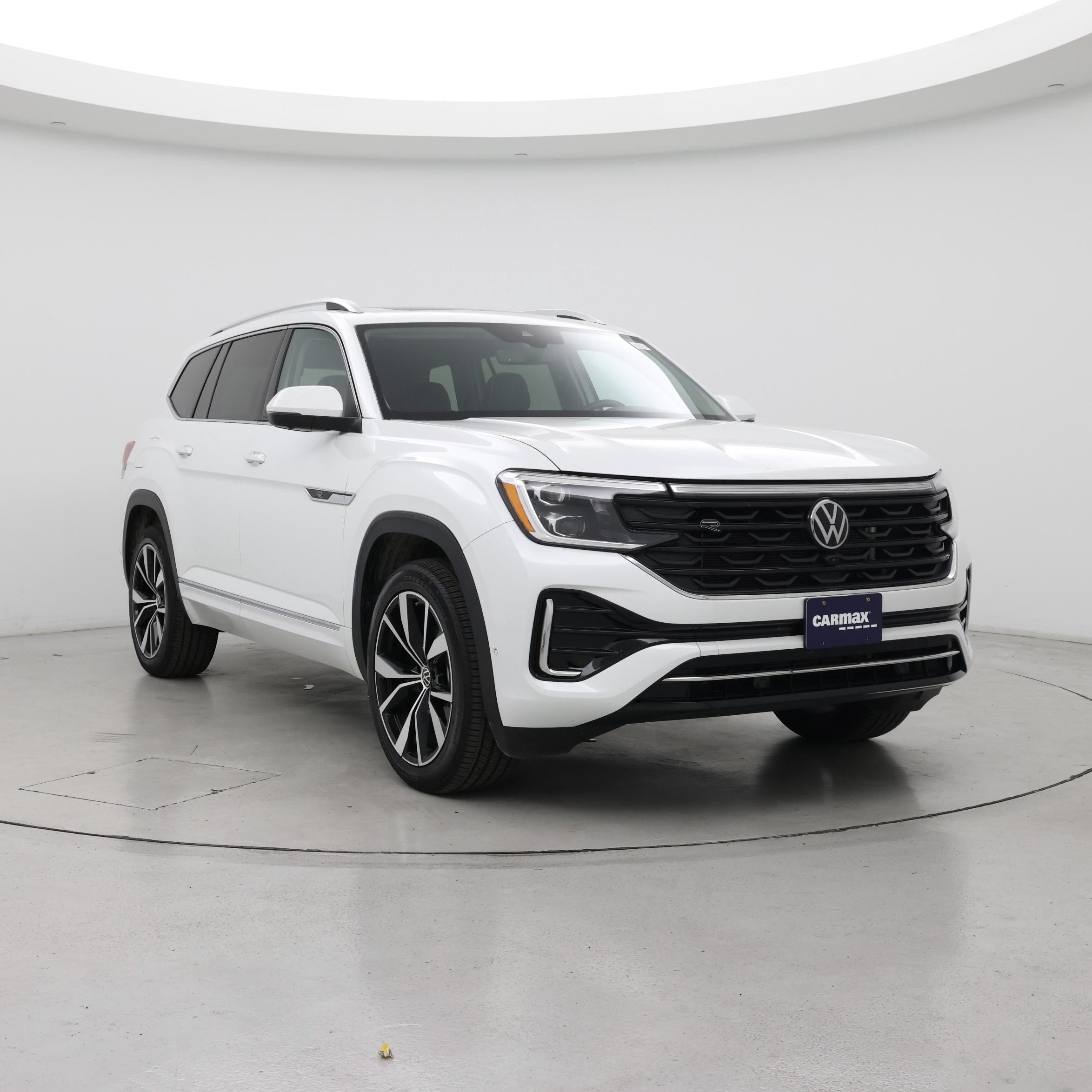 White 2024 Volkswagen Atlas SEL Premium R-Line 4Motion SUV / Crossover All-Wheel Drive Automatic